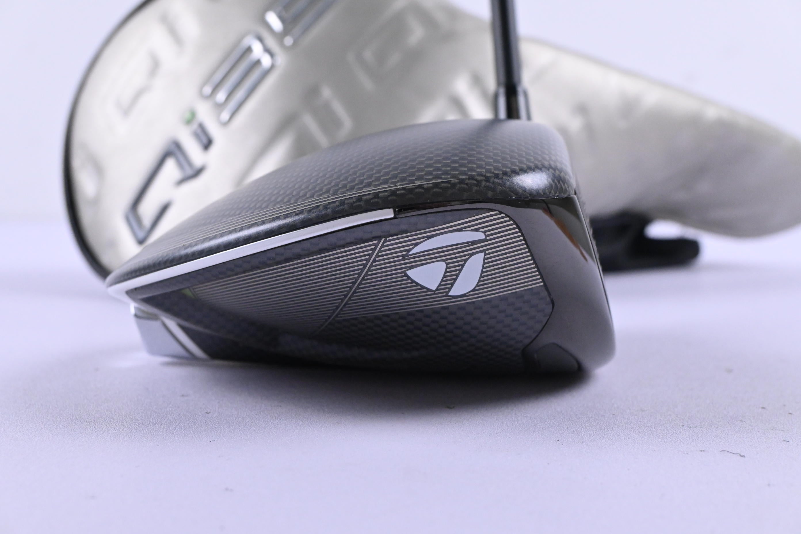 Taylormade Qi35 Max Lite Driver / 10.5 Degree / Senior Flex Vanquish 4 Shaft