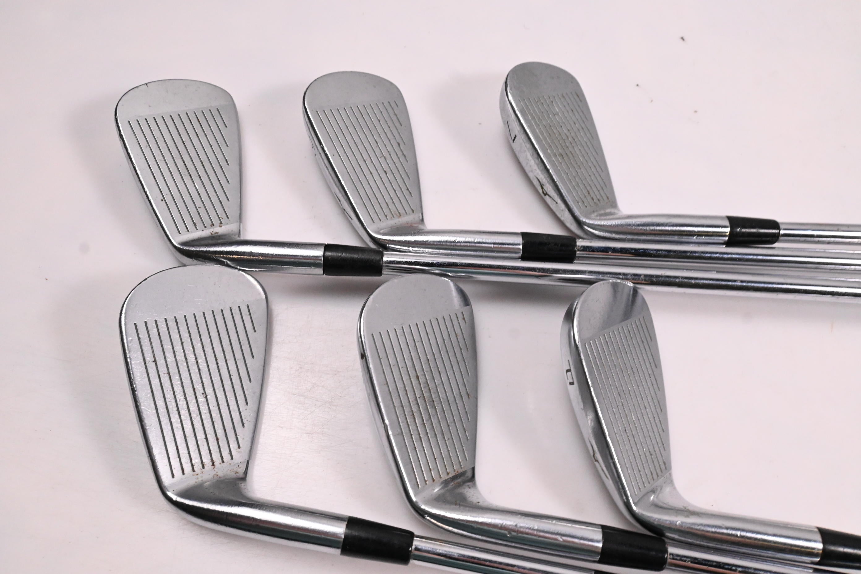 Mizuno MX-200 Irons / 5-PW / Regular Flex Dynalite Gold XP R300 Shafts