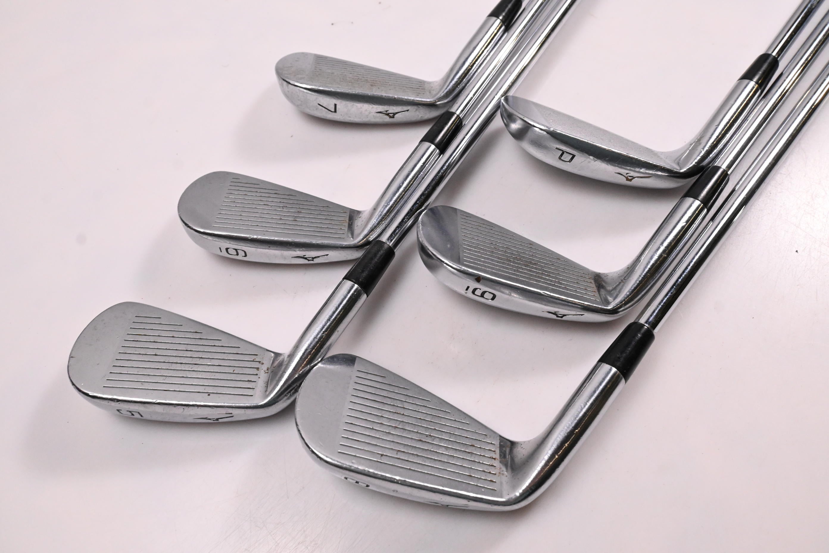 Mizuno MX-200 Irons / 5-PW / Regular Flex Dynalite Gold XP R300 Shafts