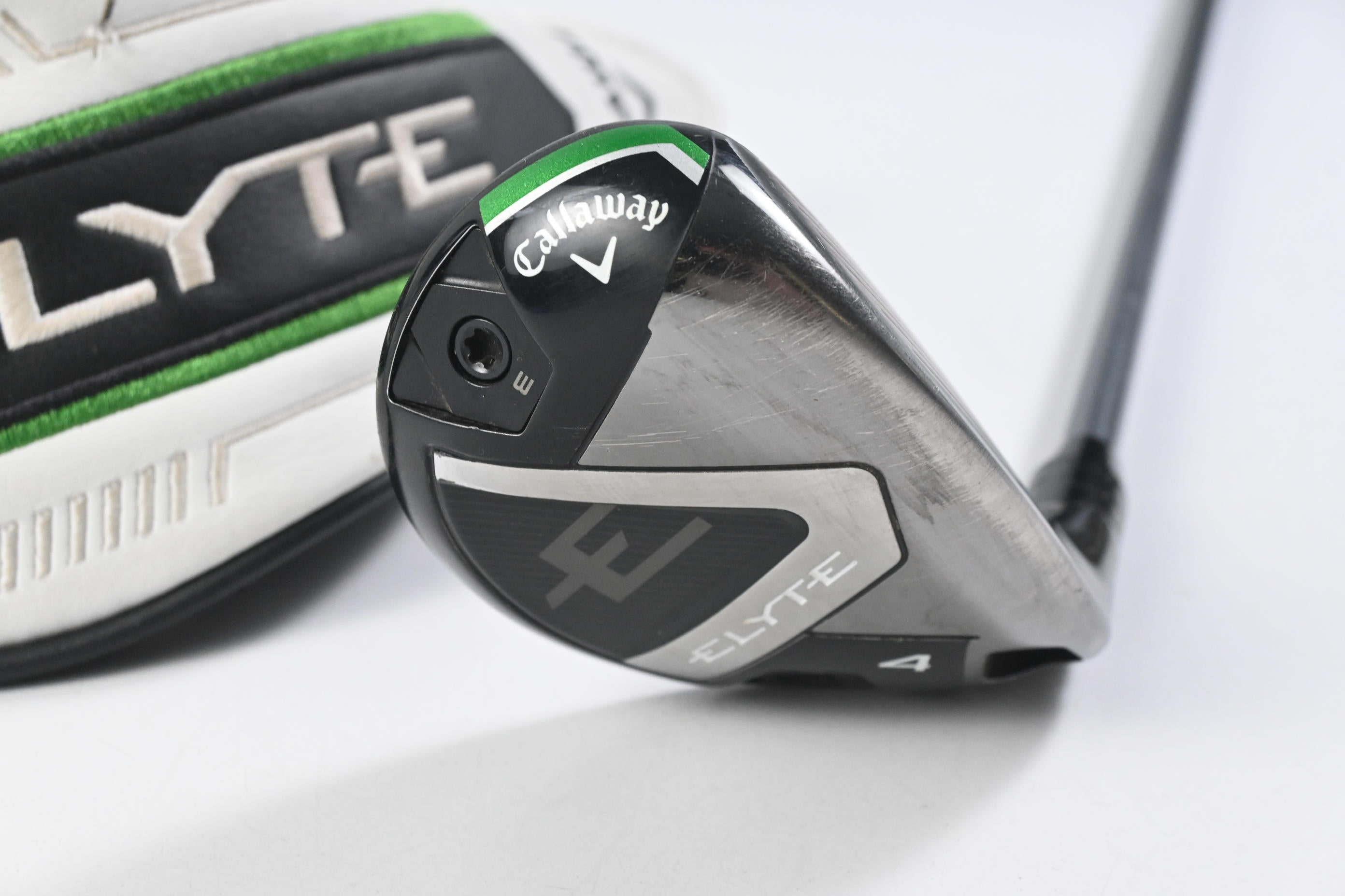 Callaway Elyte #4 Hybrid / 22 Degree / Regular Flex Denali Charcoal 60 Shaft