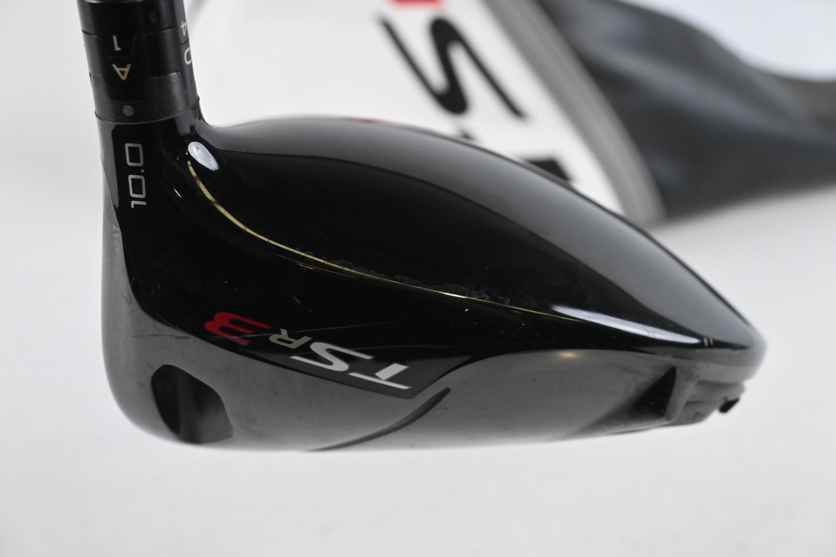 Titleist TSR3 Driver / 10 Degree / Stiff Flex HZRDUS CB Red 50 Shaft
