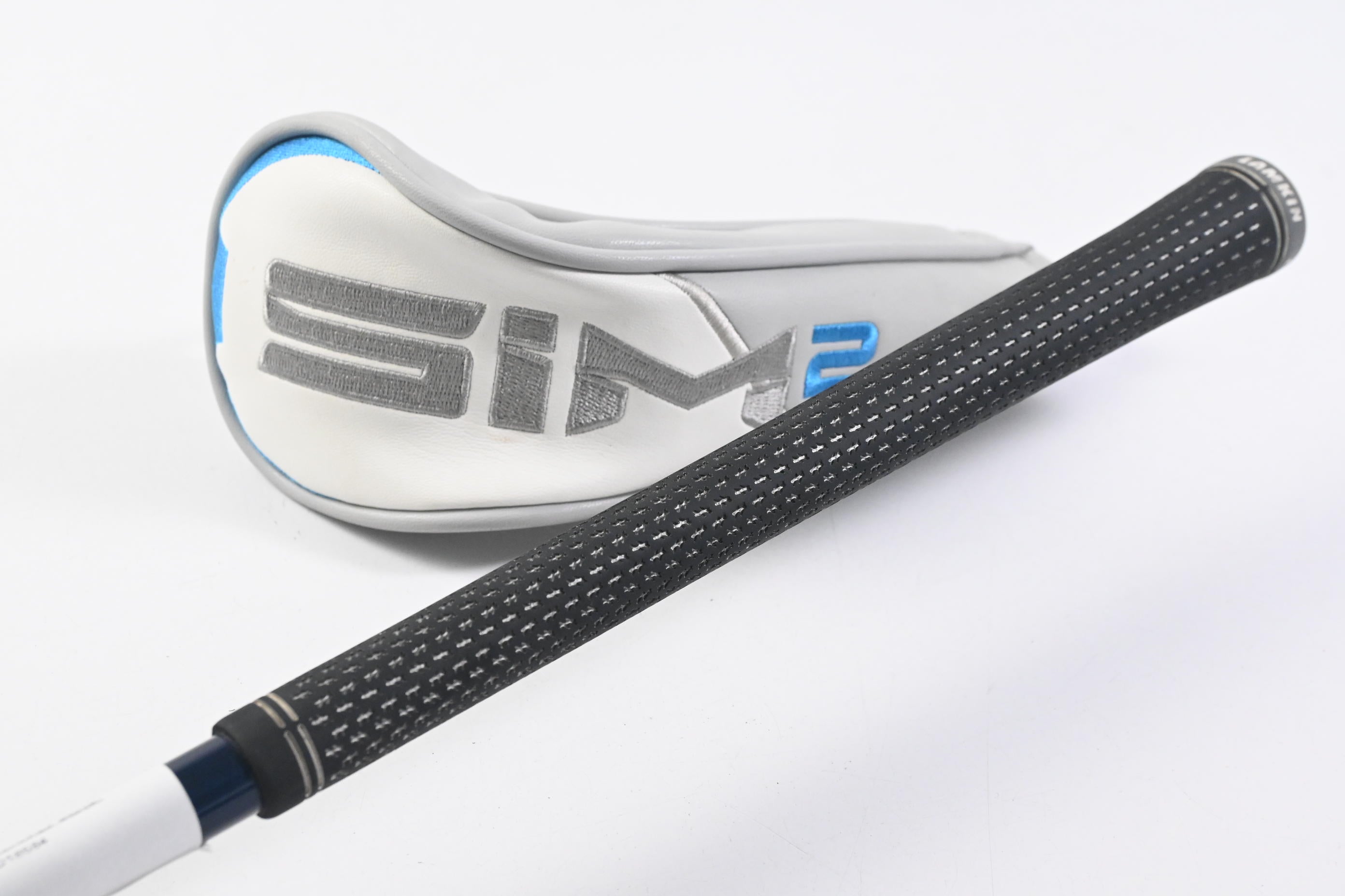 Taylormade SIM2 Max #3 Hybrid / 19 Degree / Stiff Flex Ventus Blue 7 Shaft