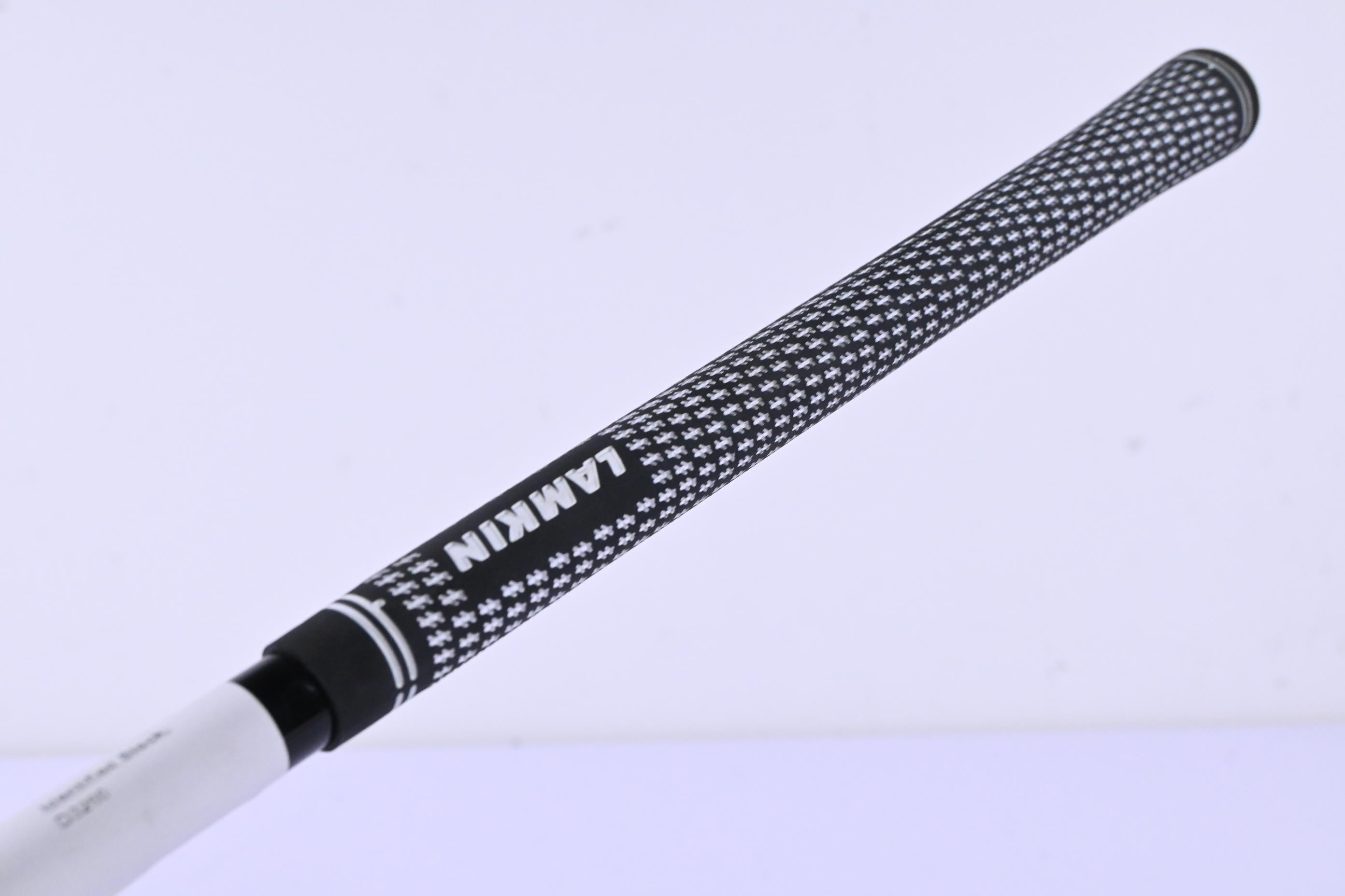 Titleist 915H #2 Hybrid / 17.5 Degree / X-Flex HZRDUS Smoke Black RDX 80 Shaft