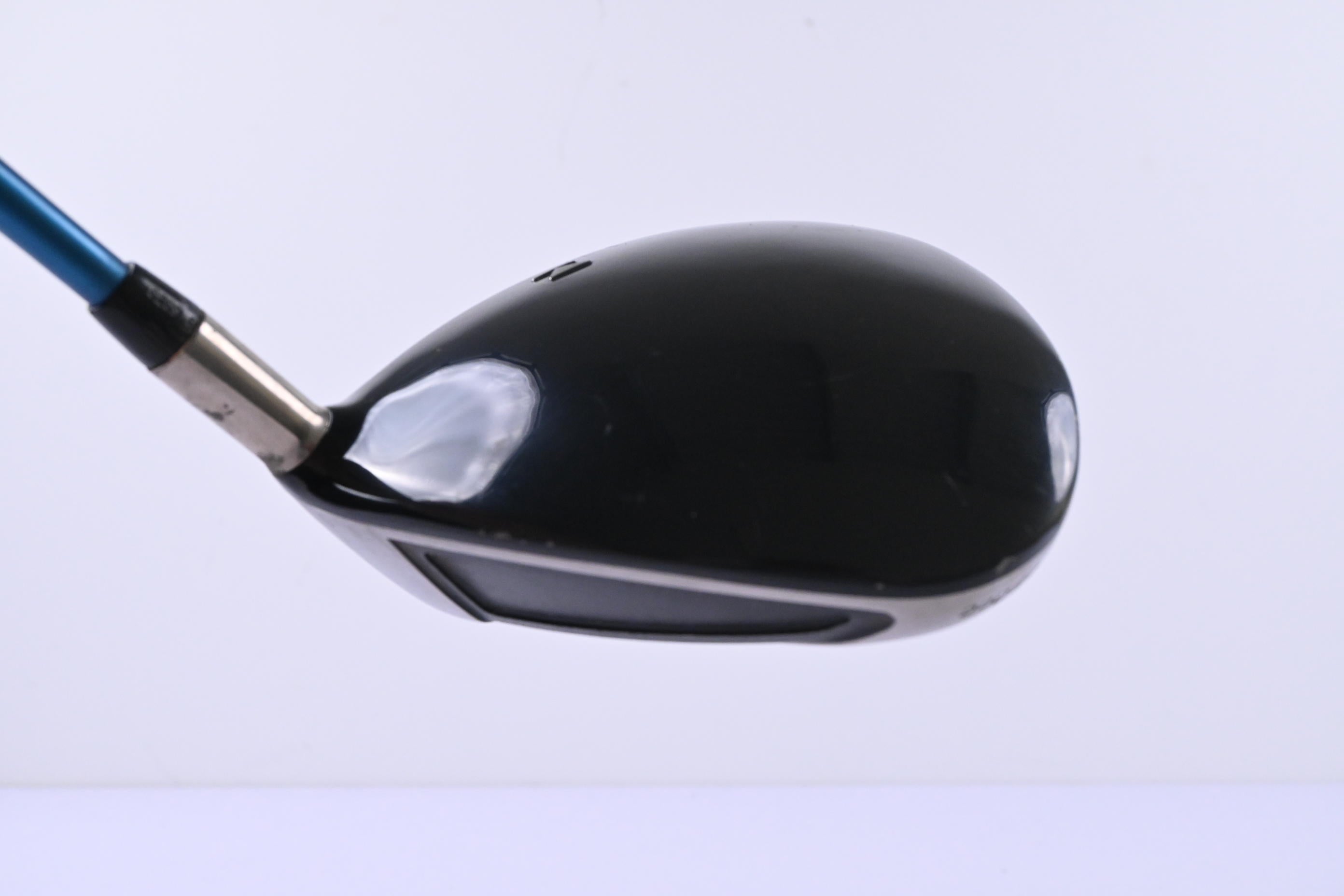 Titleist 907 D1 Driver / 10.5 Degree / Stiff Flex Aldila VS Proto 65 Shaft