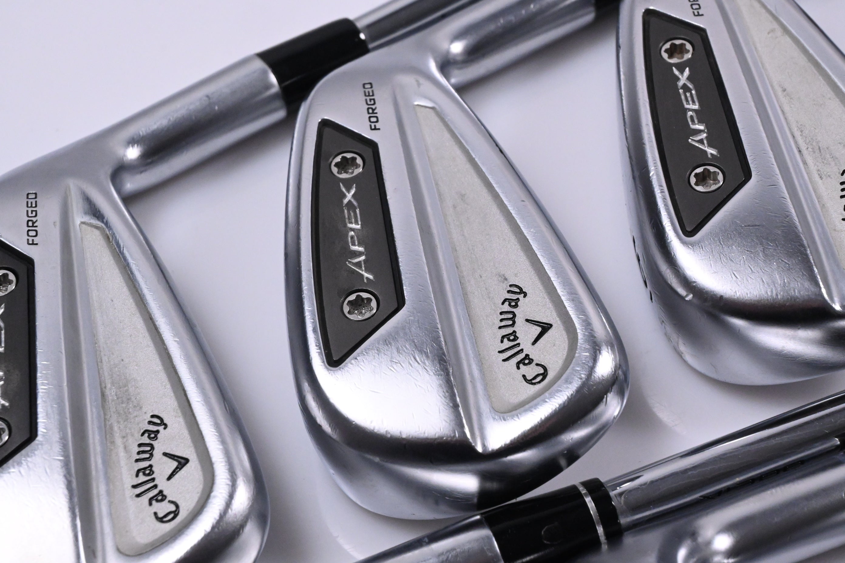 Callaway Apex Ai300 Irons / 4-PW+AW / Regular Flex Dynamic Gold MID 115 R300