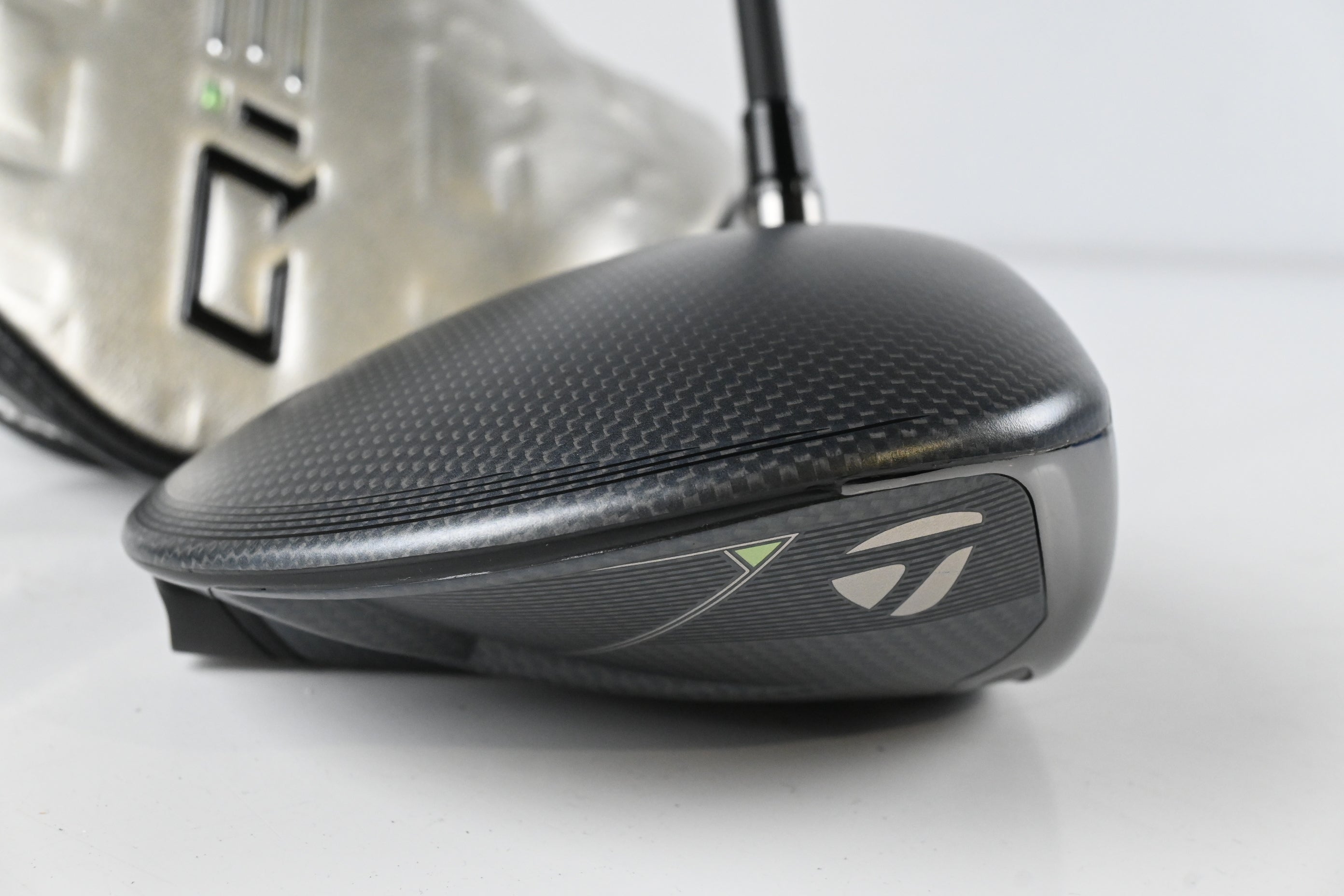 Taylormade Qi35 Driver / 9 Degree / X-Flex Reax Red 50 Shaft