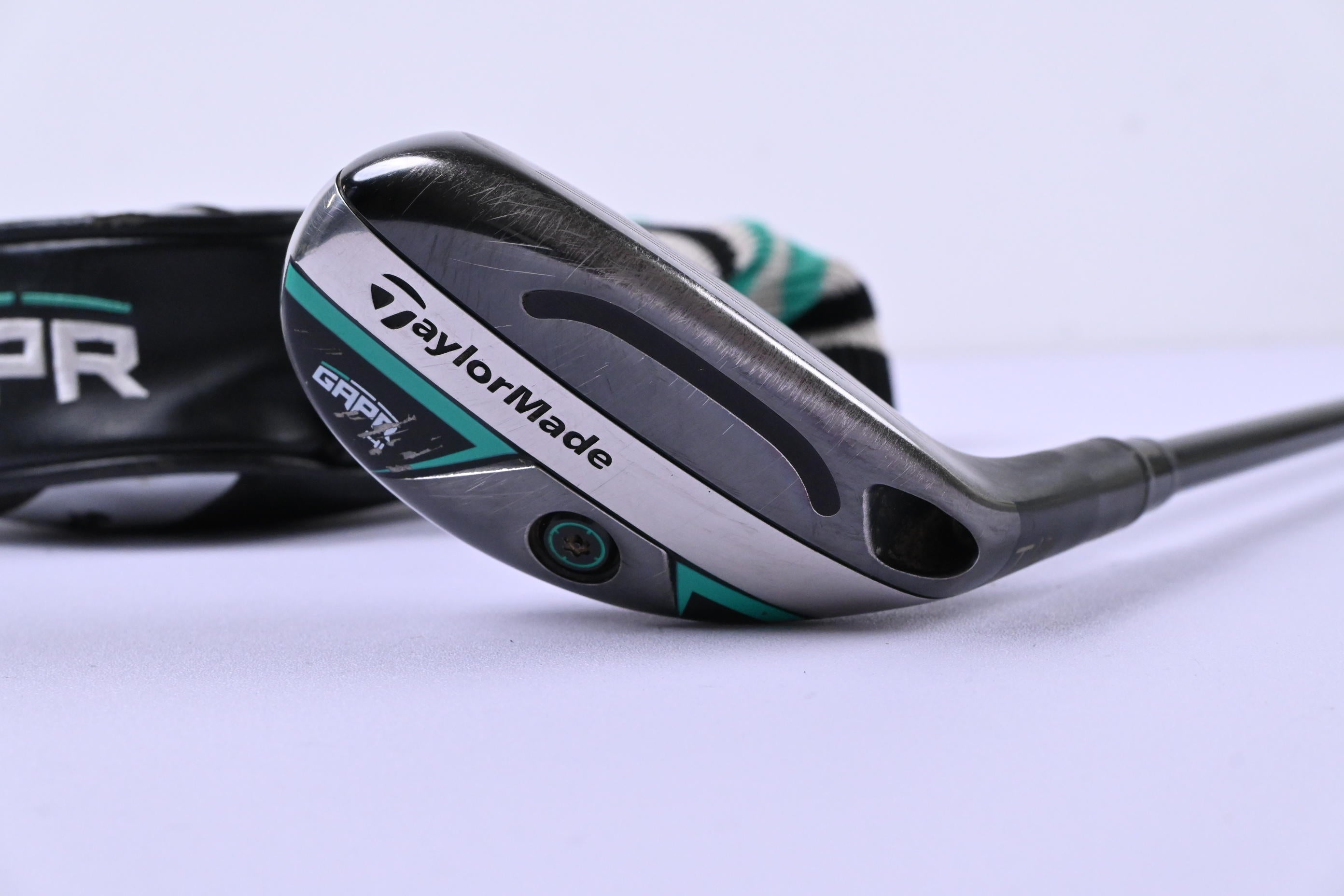 Taylormade GAPR Hi #4 Hybrid / 22 Degree / Regular Flex Kuro Kage Silver 70 Shaft