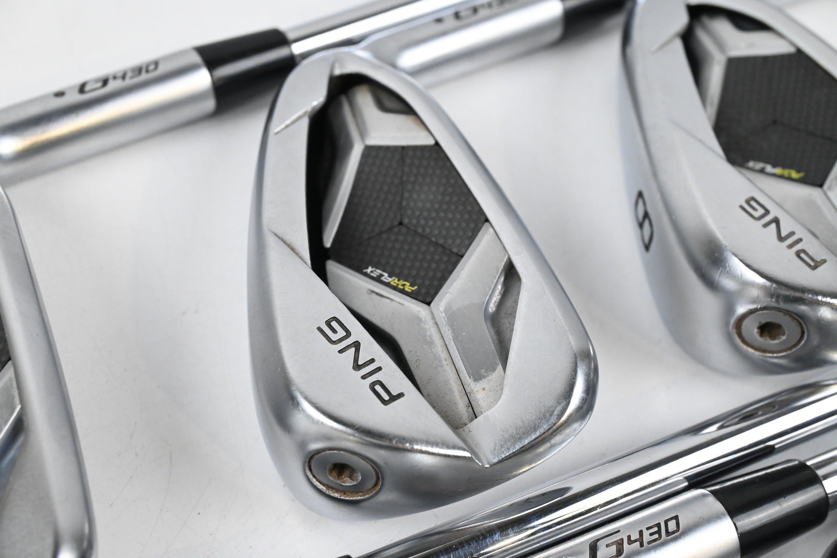 Ping G430 Irons / 6-PW+SW / Black Dot / Regular Flex Ping AWT 2.0 Shafts