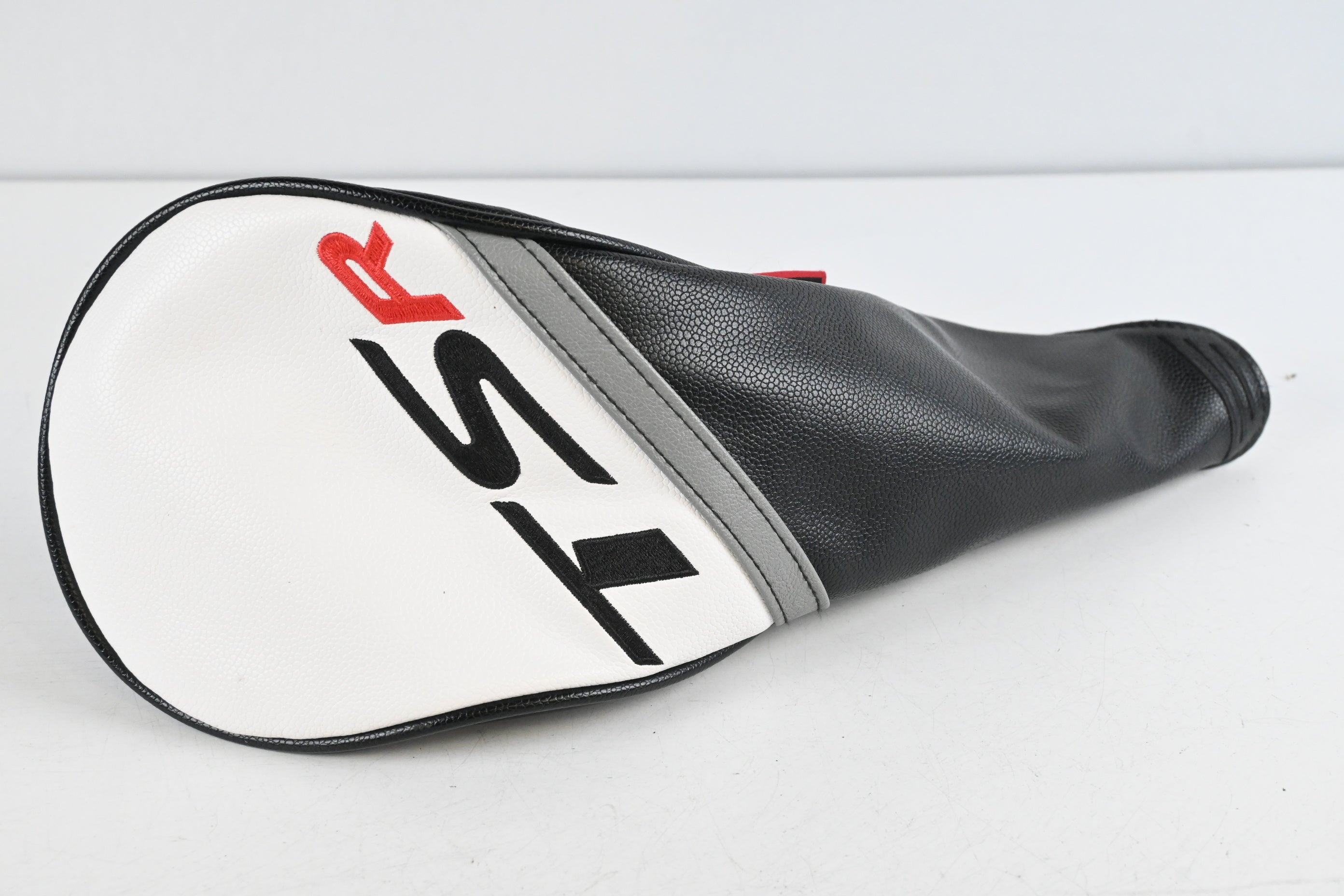 Titleist TSR3 Driver / 10 Degree / Stiff Flex HZRDUS CB Red 50 Shaft
