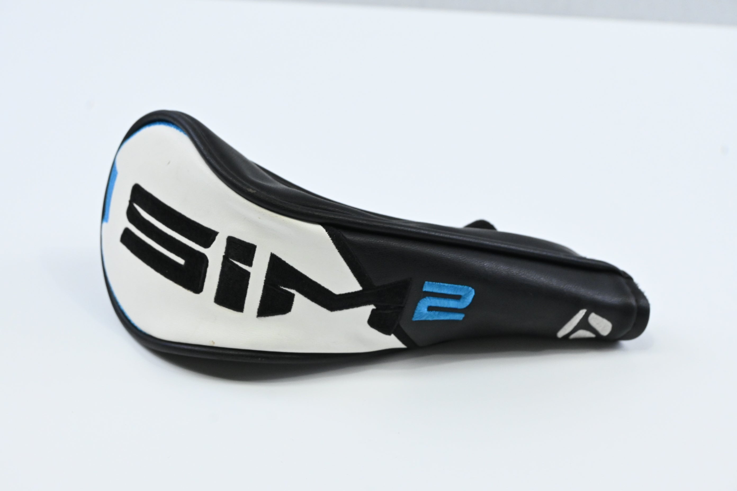 Taylormade SIM2 Max #3 Hybrid / 19 Degree / Stiff Flex Fujikura Ventus Blue 7