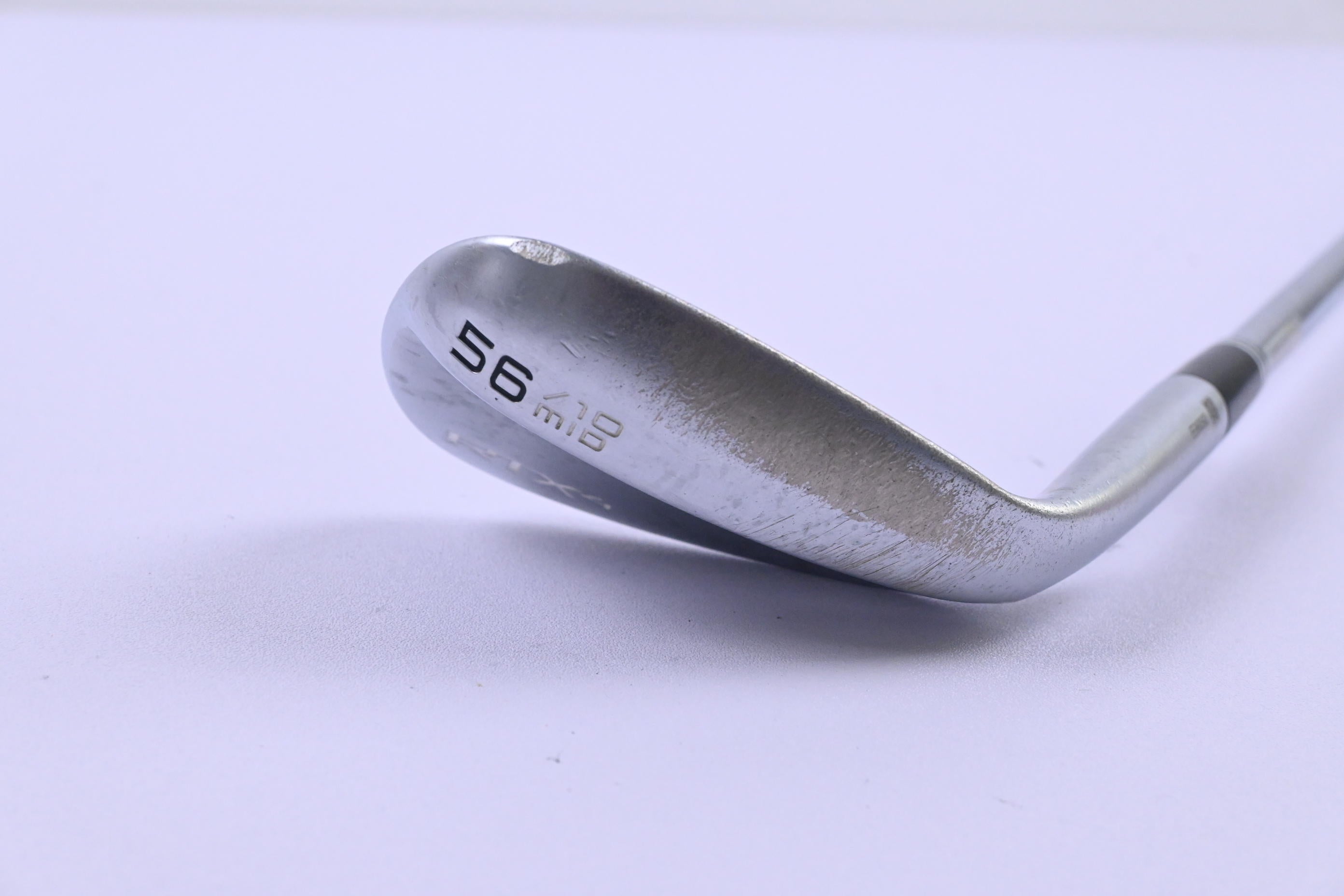 Cleveland RTX-4 Sand Wedge / 56 Degree / Stiff Flex Dynamic Gold S400 Shaft