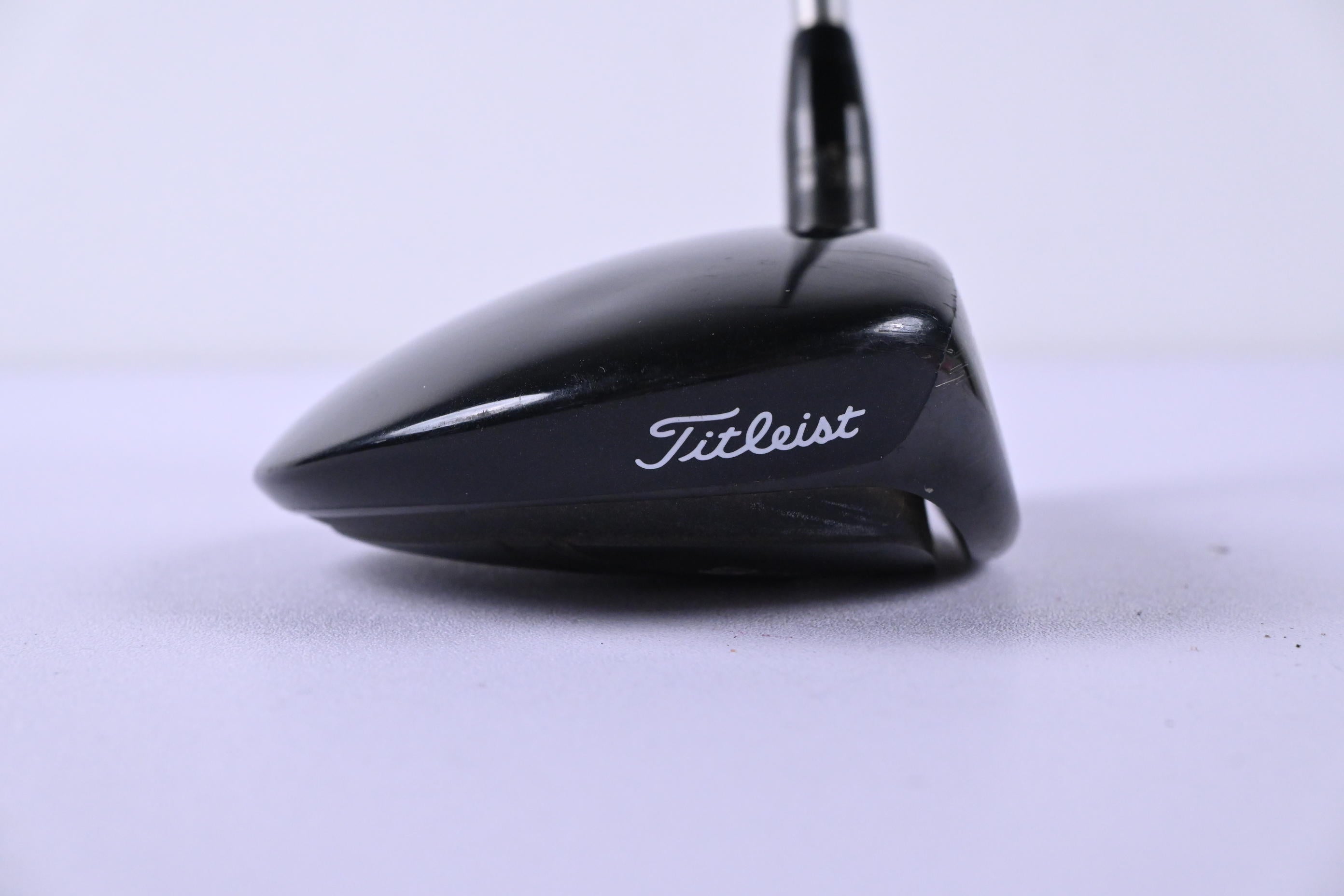 Titleist 915 F #3 Wood / 16.5 Degree / Regular Flex Diamana M+ Red 60 Shaft