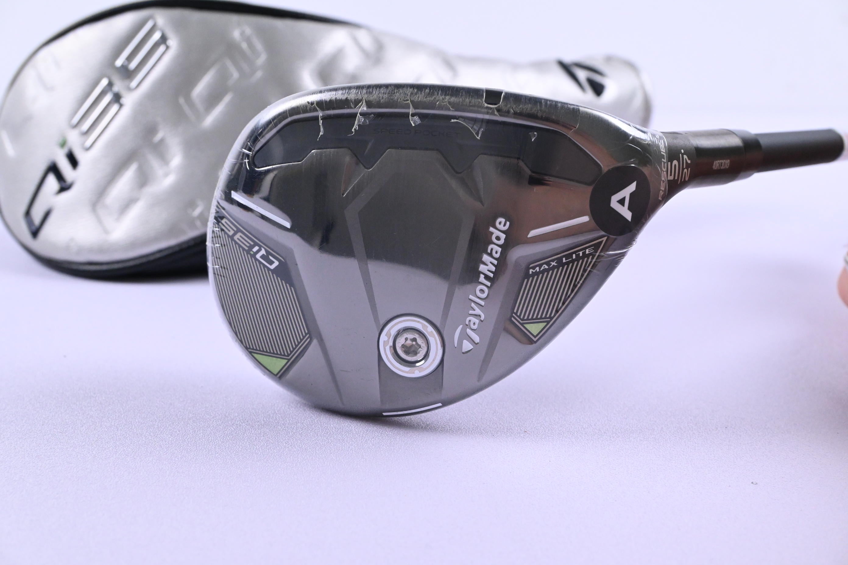 Taylormade Qi35 Max Lite #5 Hybrid / 27 Degree / Senior Flex Vanquish 5 Shaft