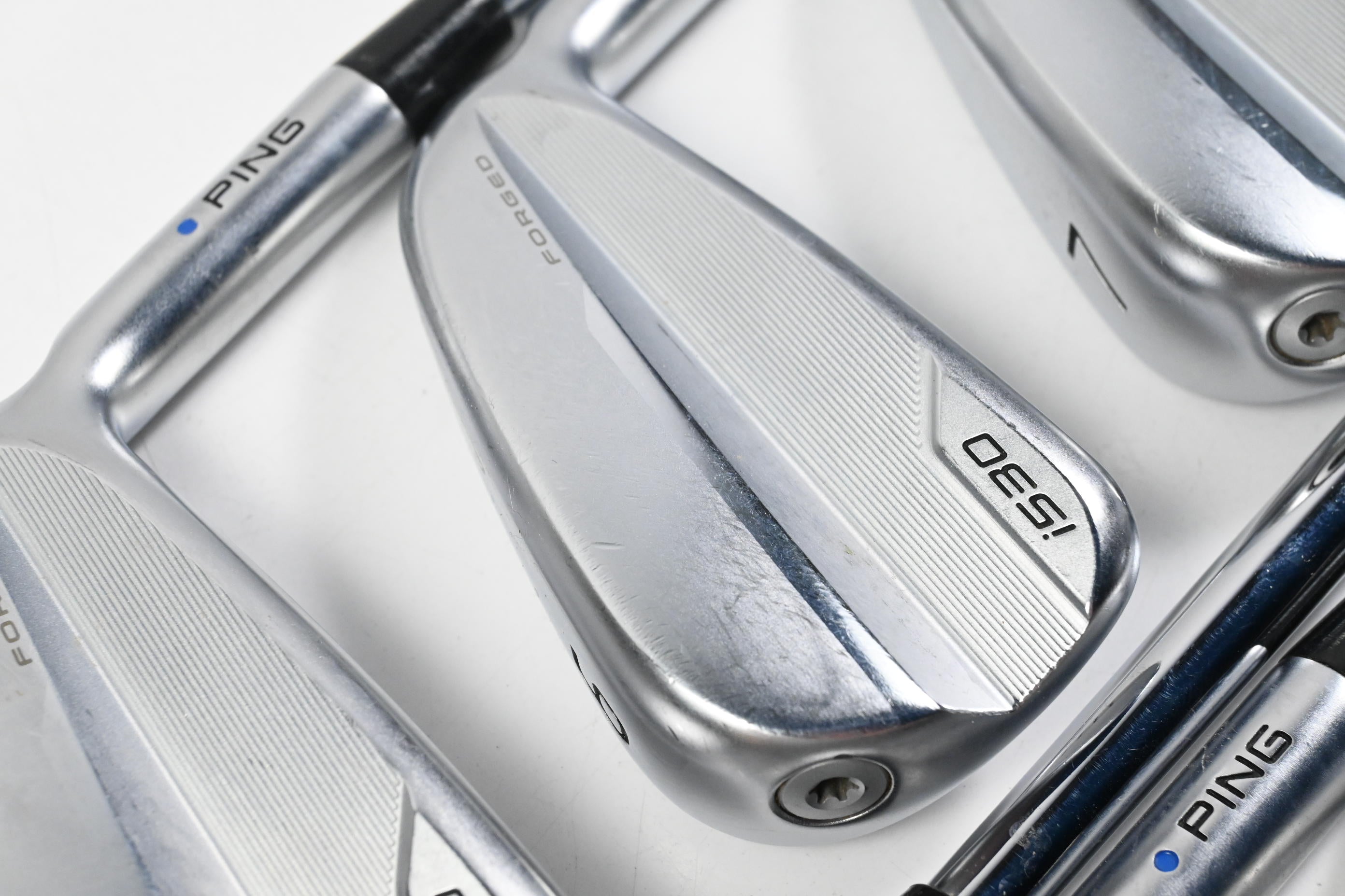 Ping i530 Irons / 5-PW+GW / Blue Dot / Stiff Flex Dynamic Gold 120 S300 Shafts