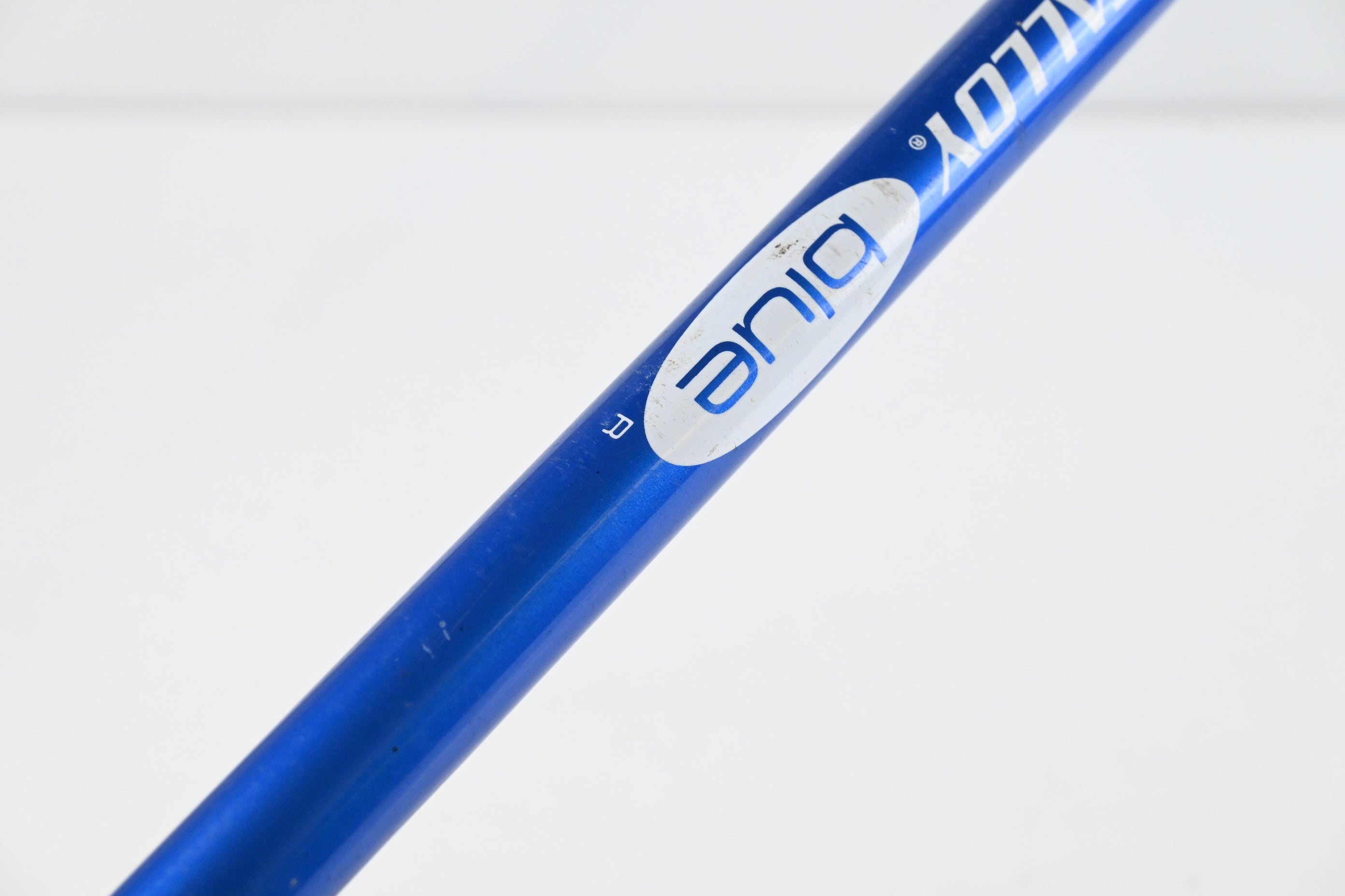 Benross V8 Driver / 10.5 Degree / Regular Flex Grafalloy Blue Shaft