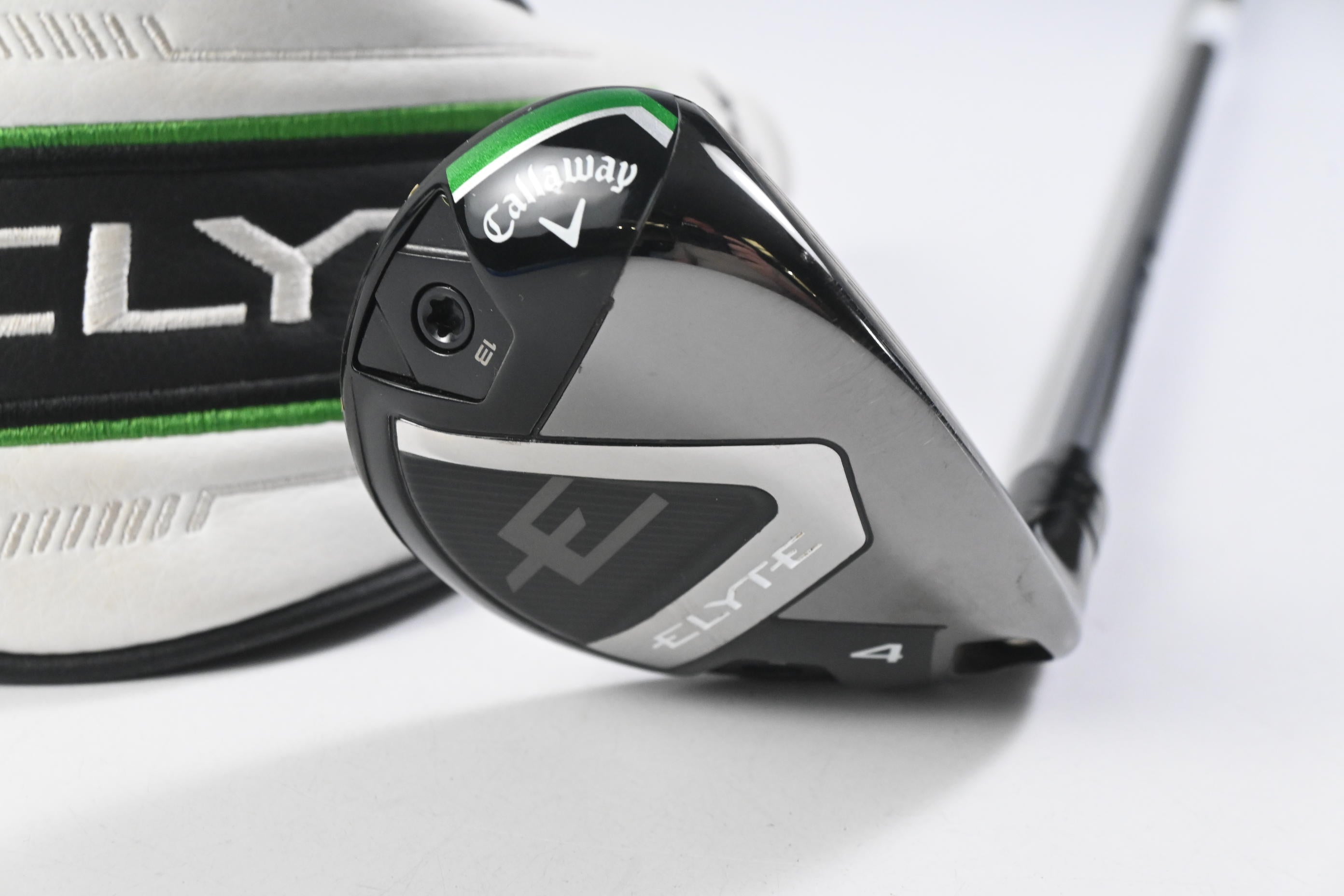 Callaway Elyte #4 Hybrid / 22 Degree / Regular Flex Denali Charcoal 60 Shaft