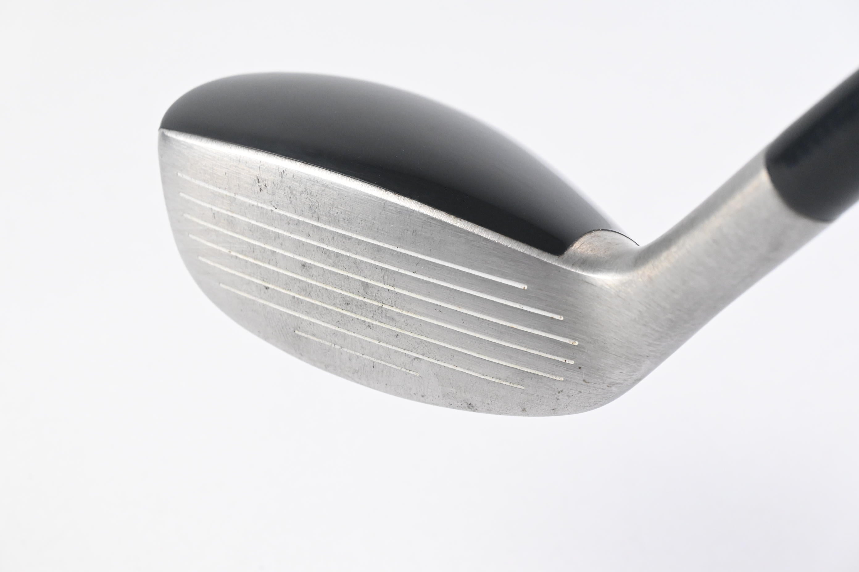 Titleist 585.H #3 Hybrid / 19 Degree / Stiff Flex Aldila NV Green 85 Shaft