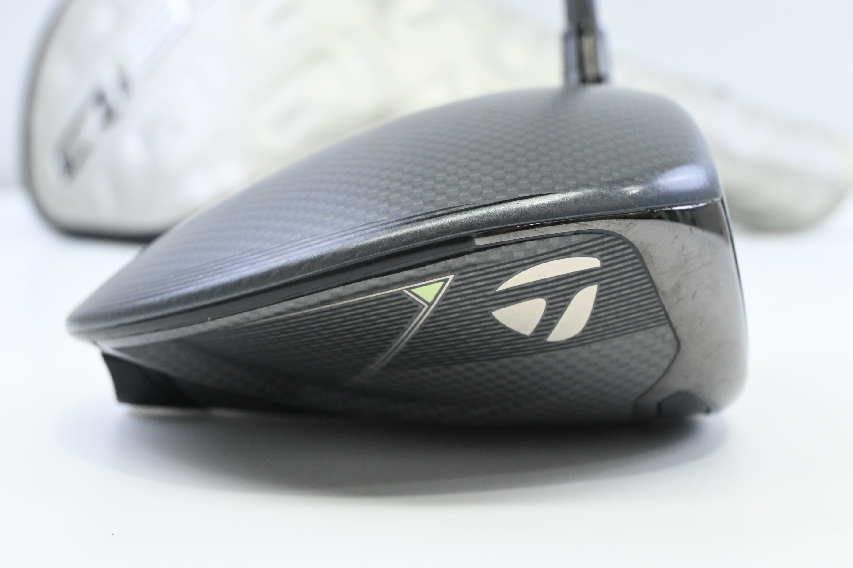 Taylormade Qi35 Driver / 9 Degree / Stiff Flex Fujikura Ventus Blue 5 Shaft