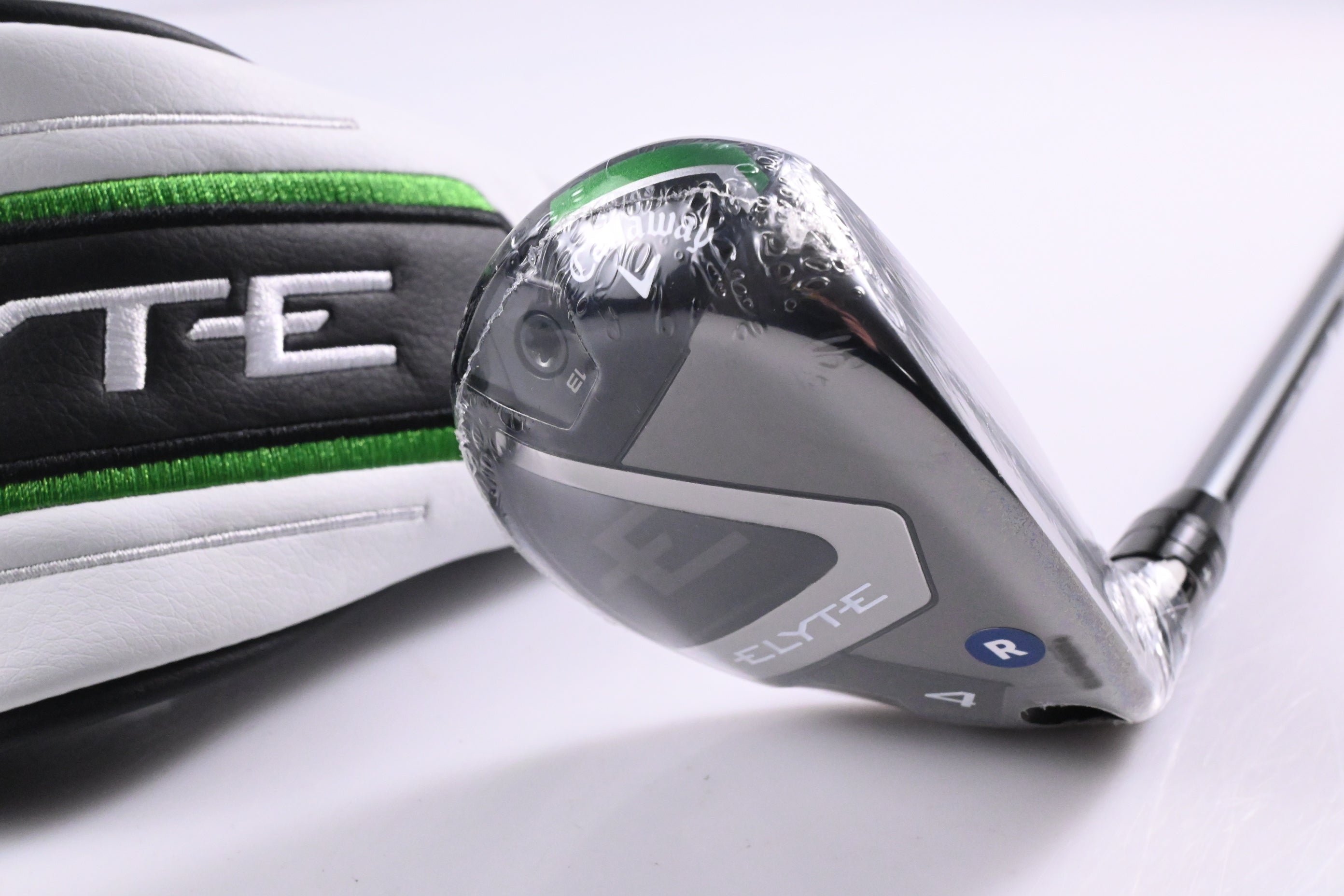 Callaway Elyte #4 Hybrid / 22 Degree / Regular Flex Denali Charcoal 60 Shaft