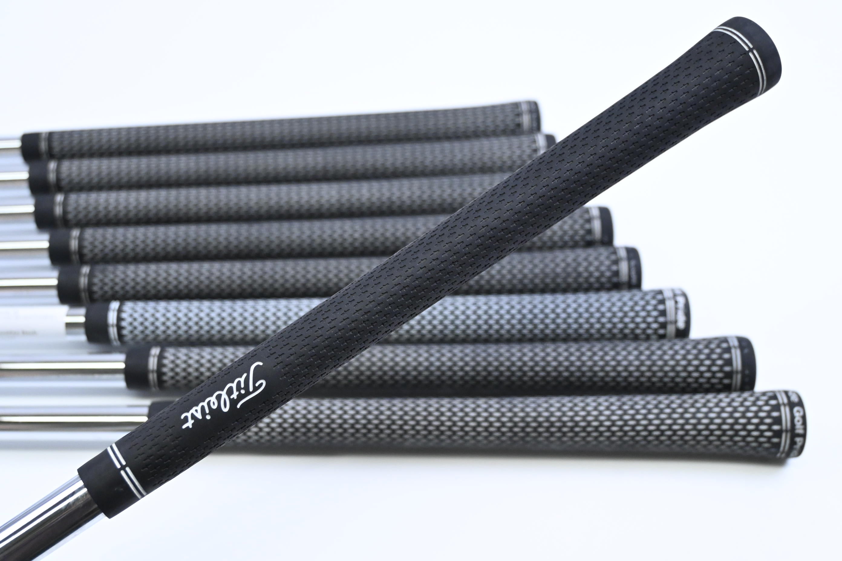 Titleist 718 AP3 Irons / 3-PW+48° / Regular Flex Project X Rifle Shafts