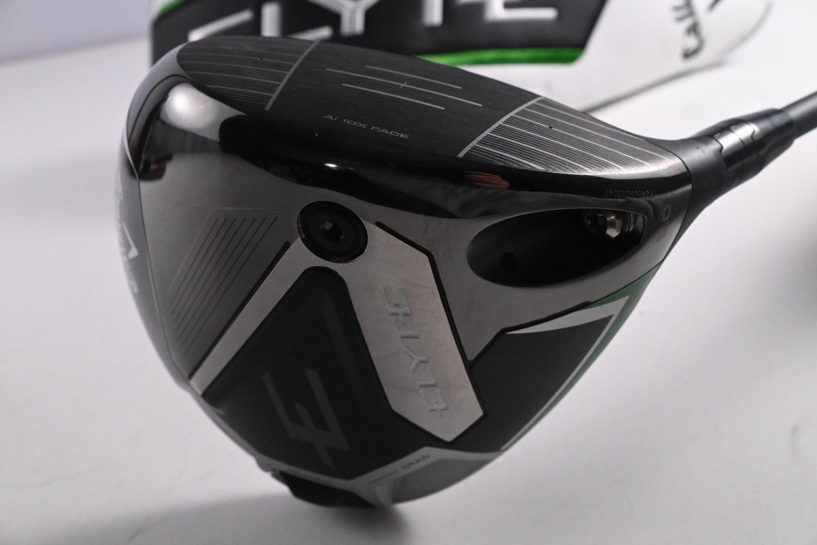 Callaway Elyte Driver / 9 Degree / Regular Flex Vanquish 4 Shaft