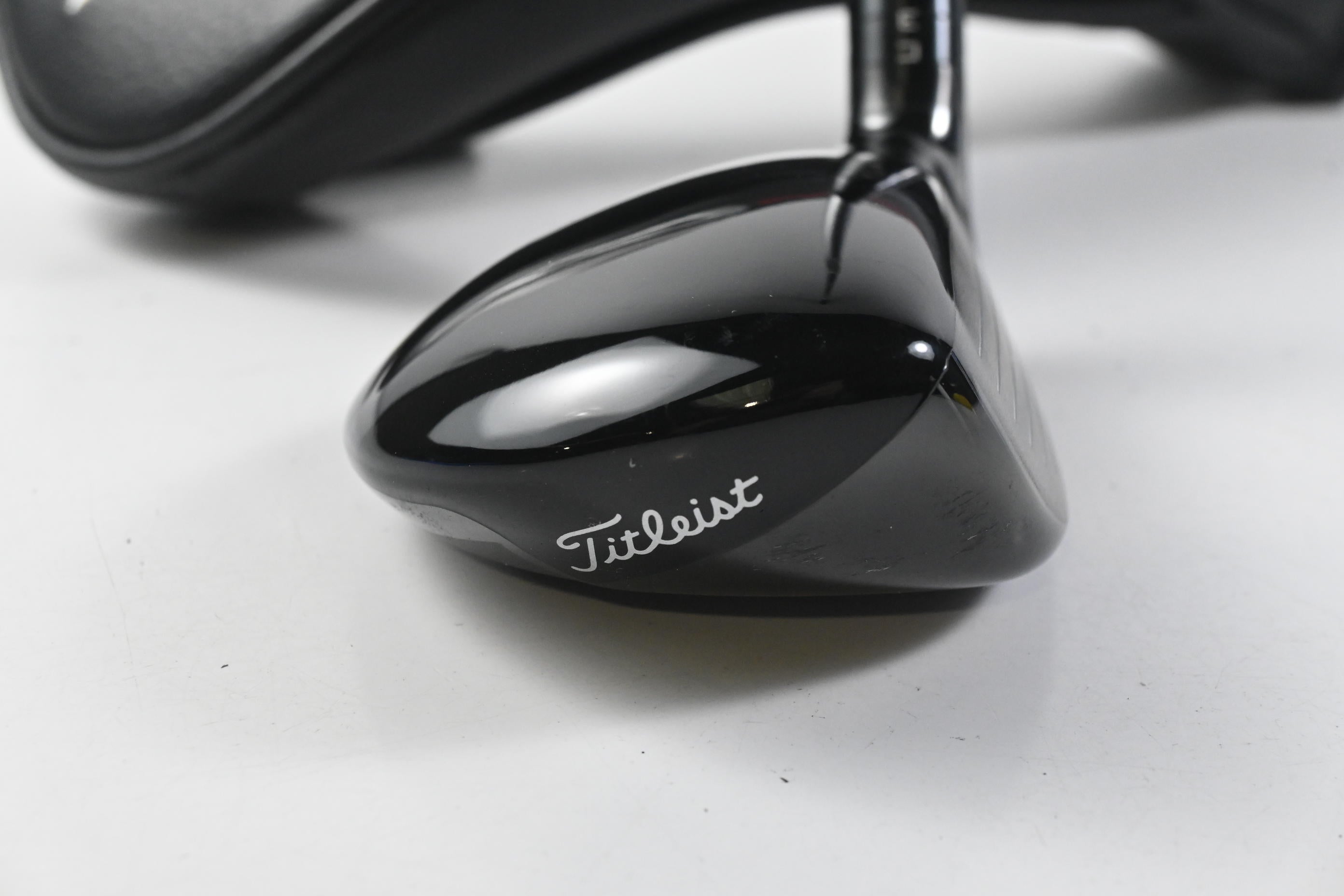 Titleist GT1 #5 Hybrid / 23 Degree / Regular Flex Fujikura Air Speeder 50 Shaft