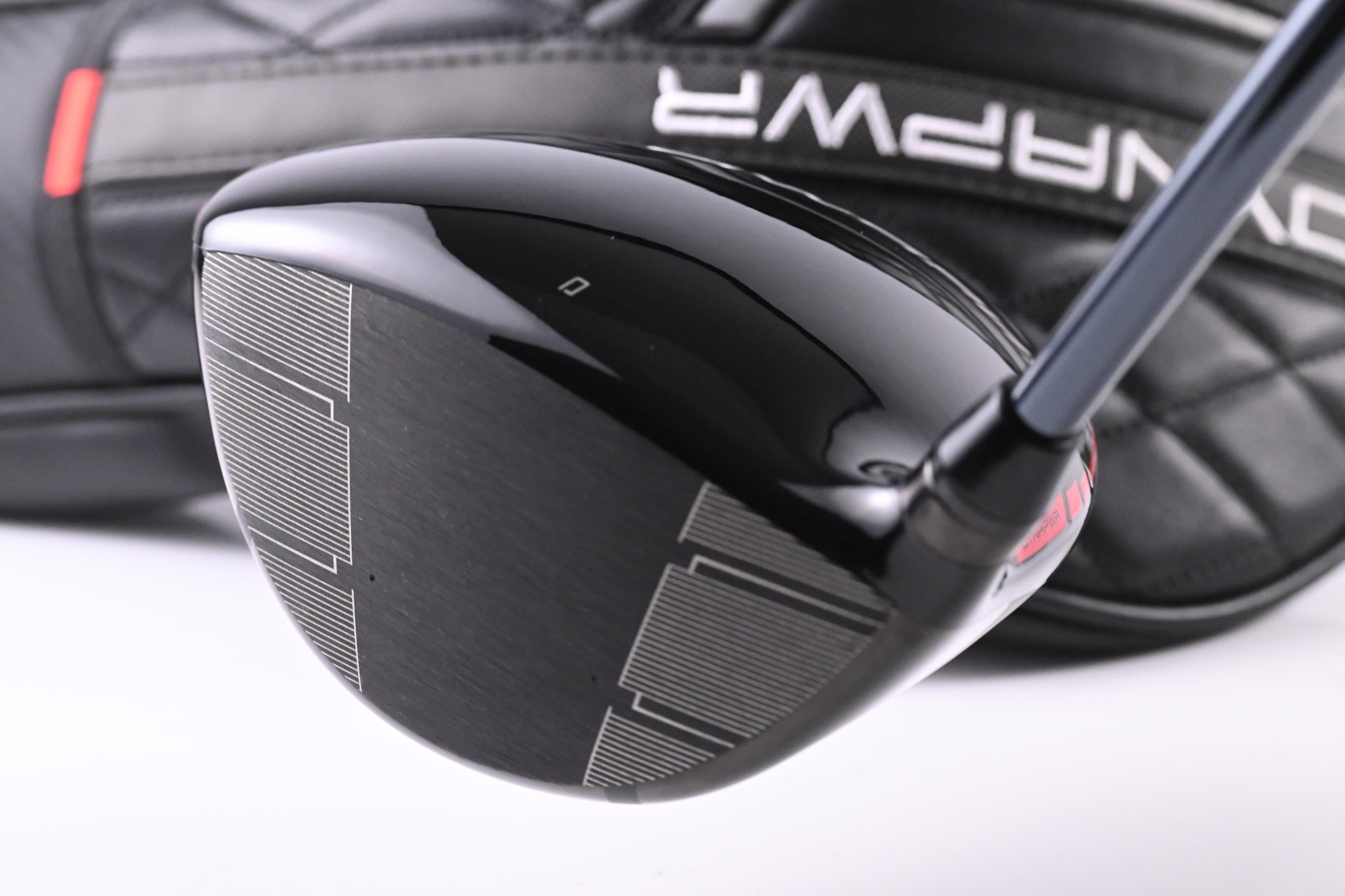 Wilson DYNAPWR 2025 Max Driver / 10.5 Degree / Regular Flex UST LIN-Q Red 5 M40X