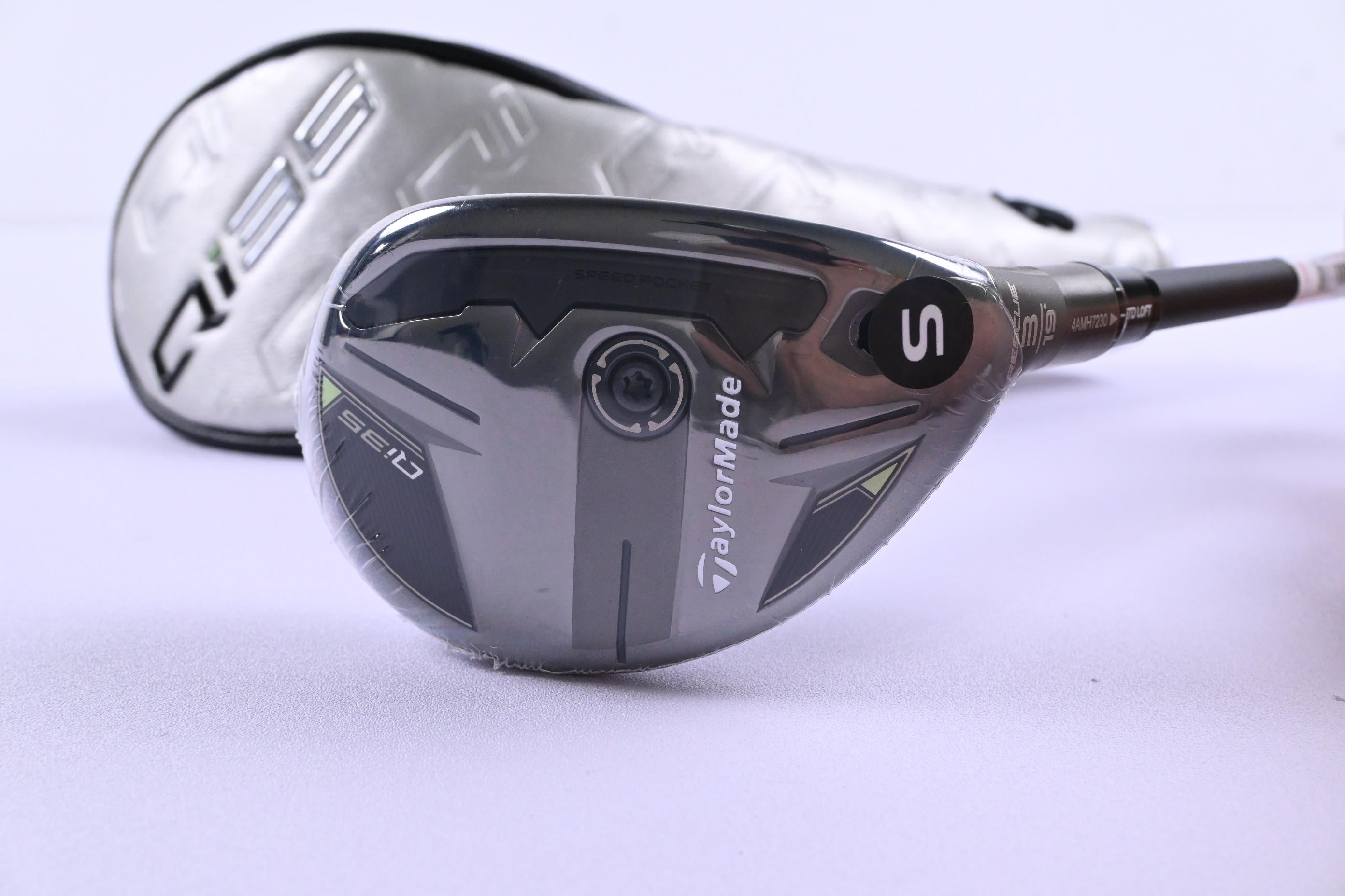 Taylormade Qi35 #3 Hybrid / 19 Degree / Stiff Flex Fujikura Ventus Blue HB 7