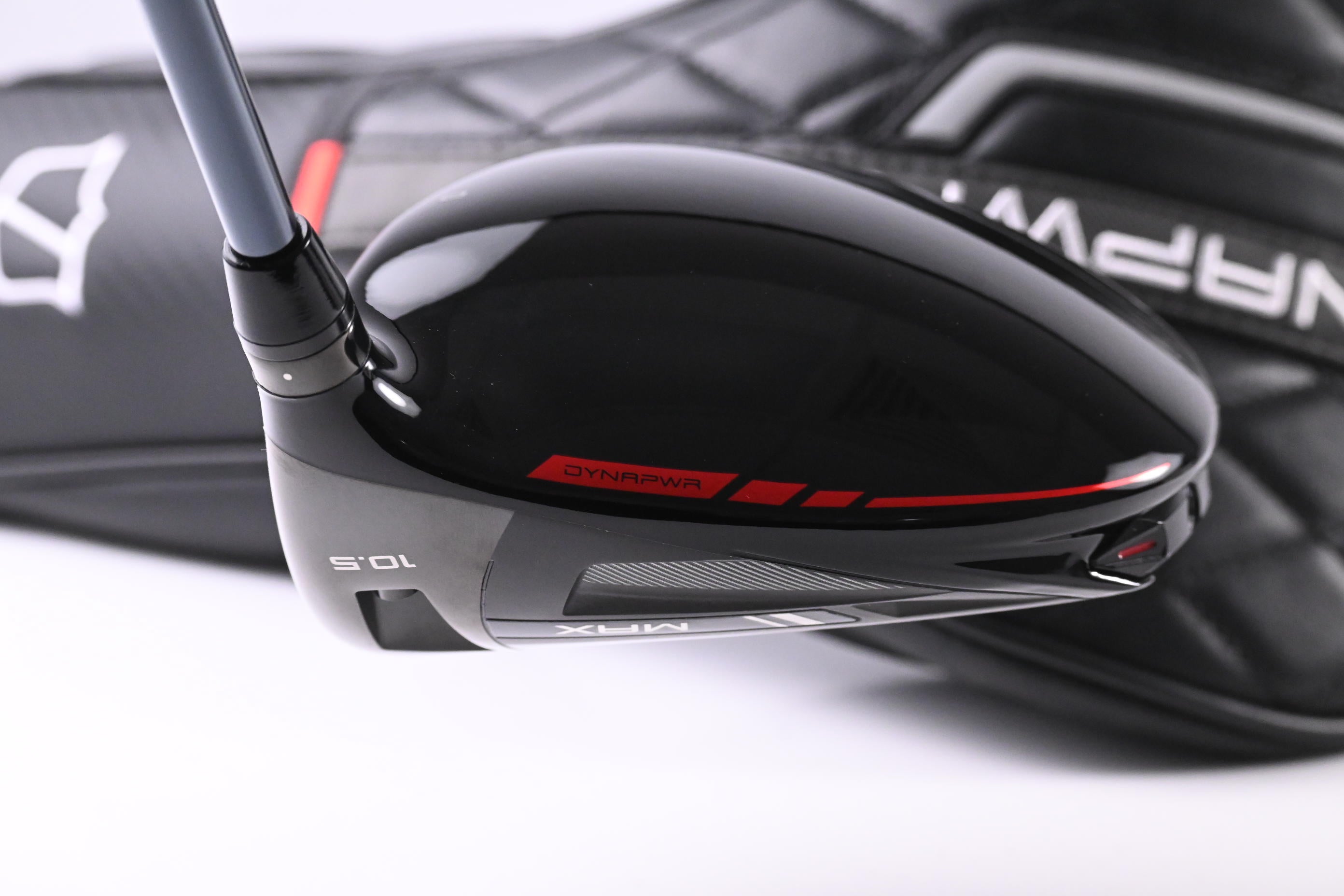 Wilson DYNAPWR 2025 Max Driver / 10.5 Degree / Regular Flex UST LIN-Q Red 5 M40X