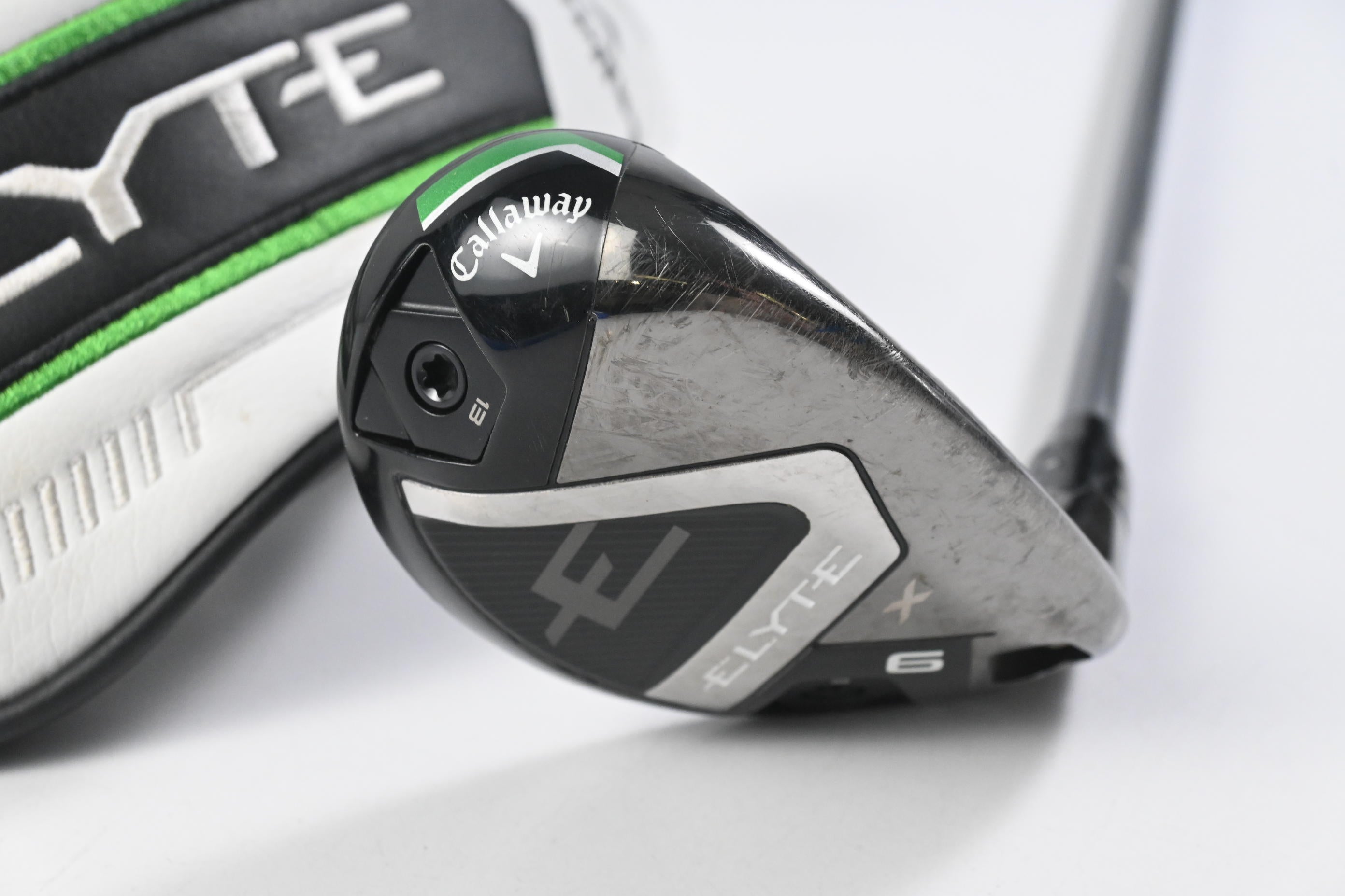 Callaway Elyte X #6 Hybrid / 29 Degree / Regular Flex Denali Charcoal 60 Shaft