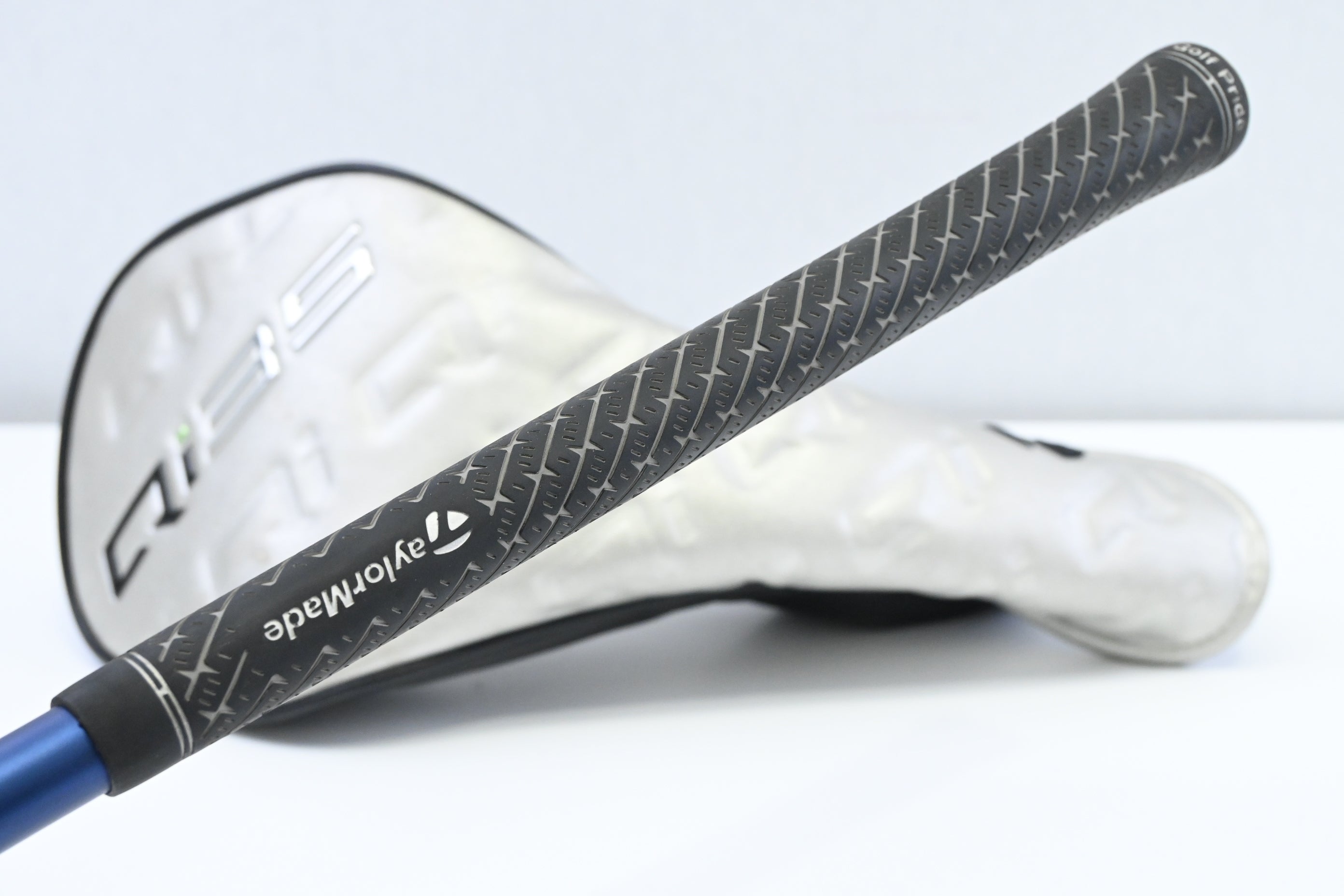 Taylormade Qi35 Driver / 9 Degree / Stiff Flex Fujikura Ventus Blue 5 Shaft