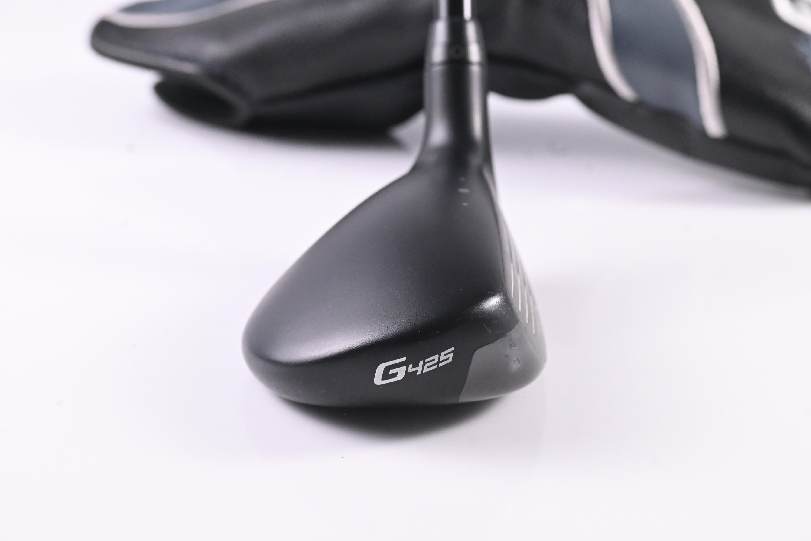 Ping G425 #4 Hybrid / 22 Degree / Regular Flex HZRDUS RDX Smoke Red 70 Shaft