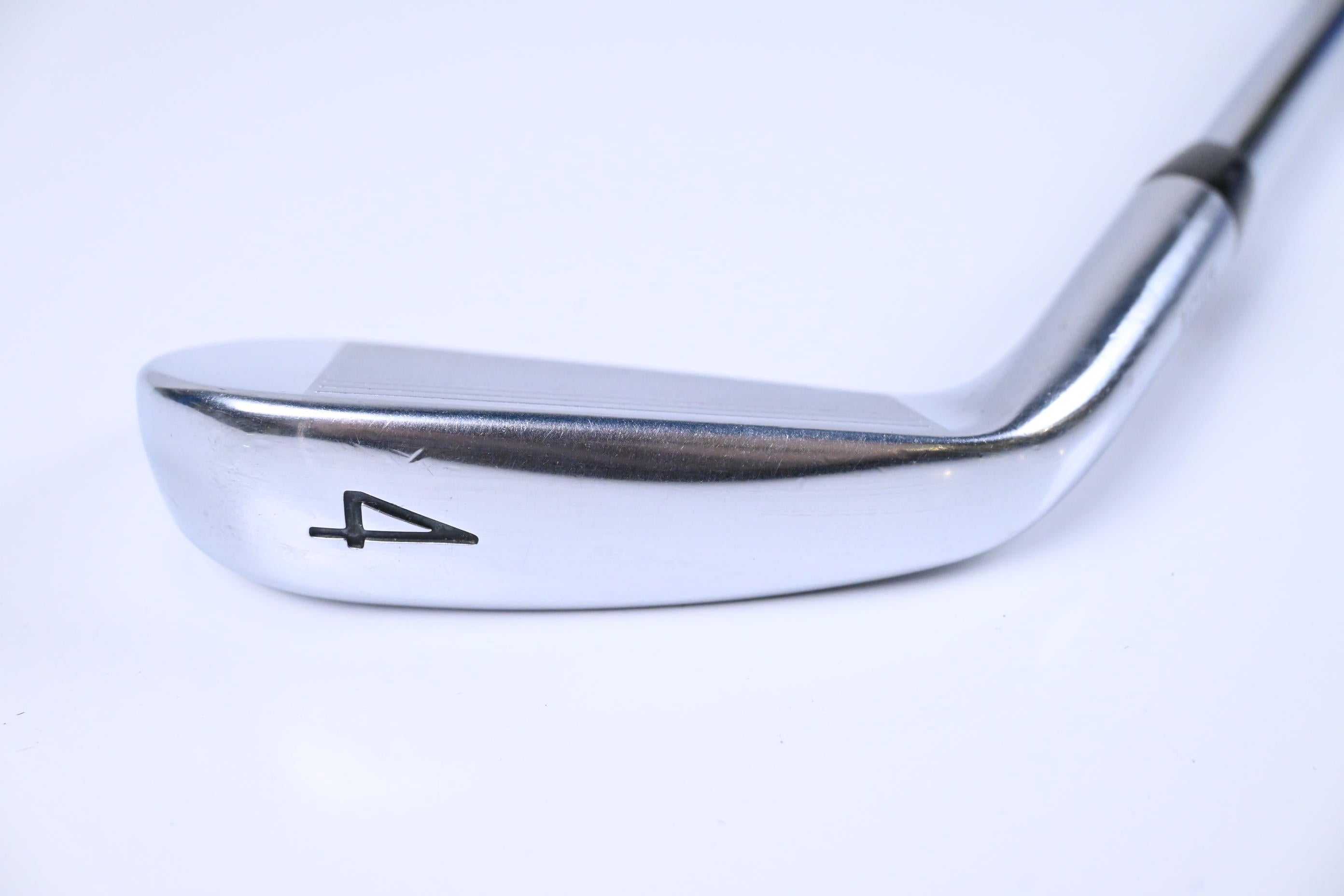 Titleist T100 2019 #4 Iron / 24 Degree / Regular Flex AMT Black R300 Shaft