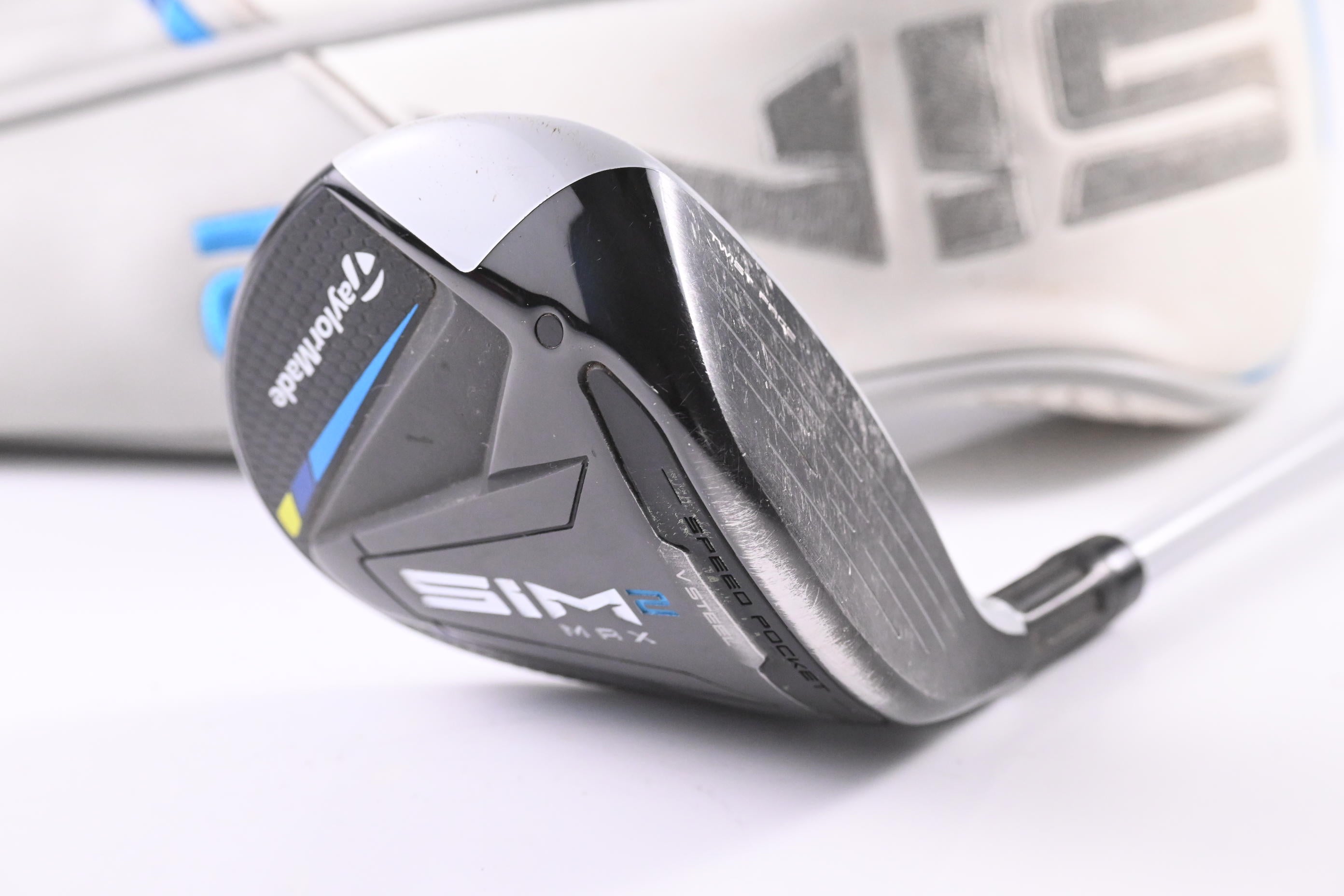 Ladies Taylormade SIM2 Max #5 Wood / 18 Degree / Ladies Flex Aldila NV 45 Shaft