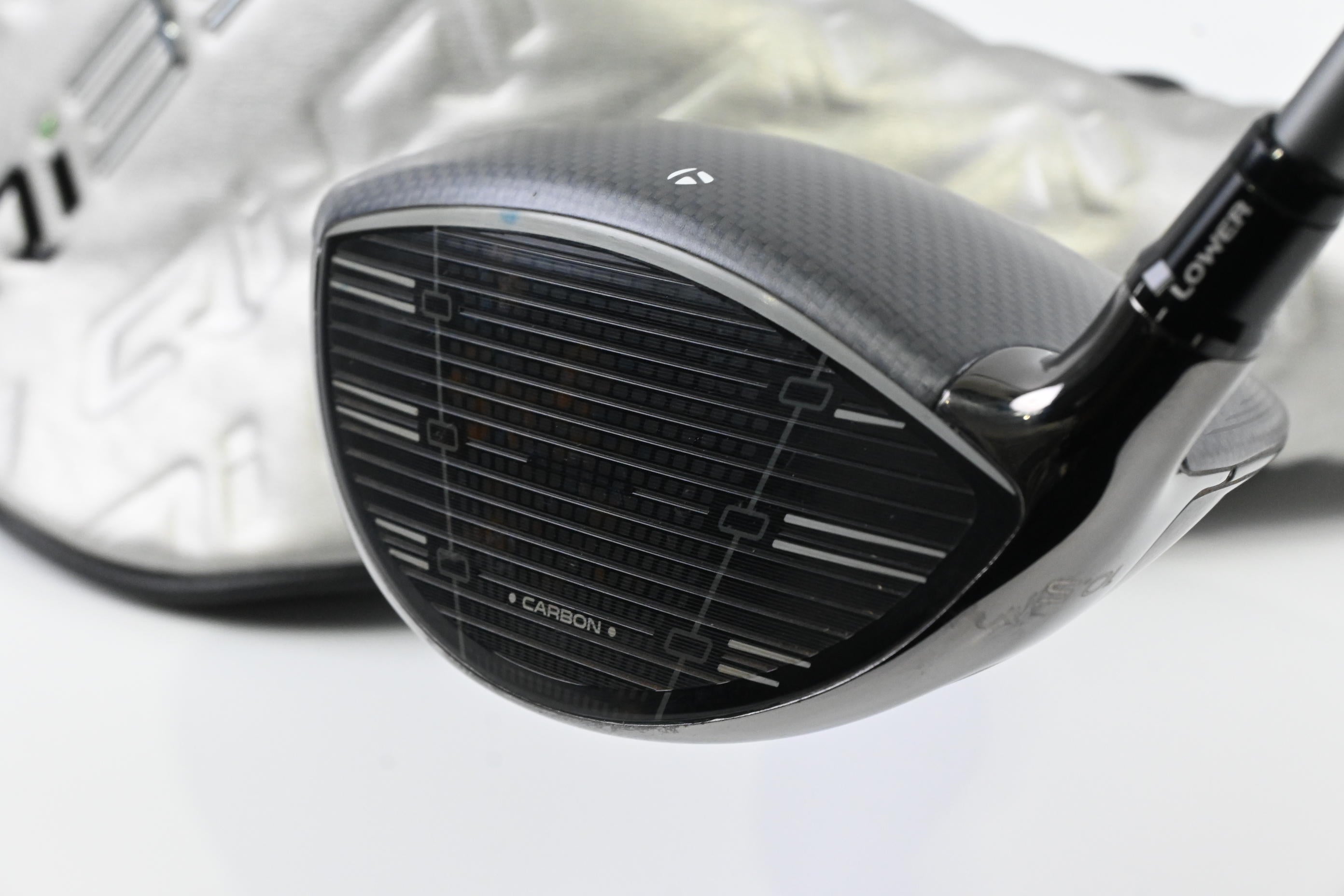 Taylormade Qi35 Driver / 10.5 Degree / Regular Flex Fujikura Air Speeder 50