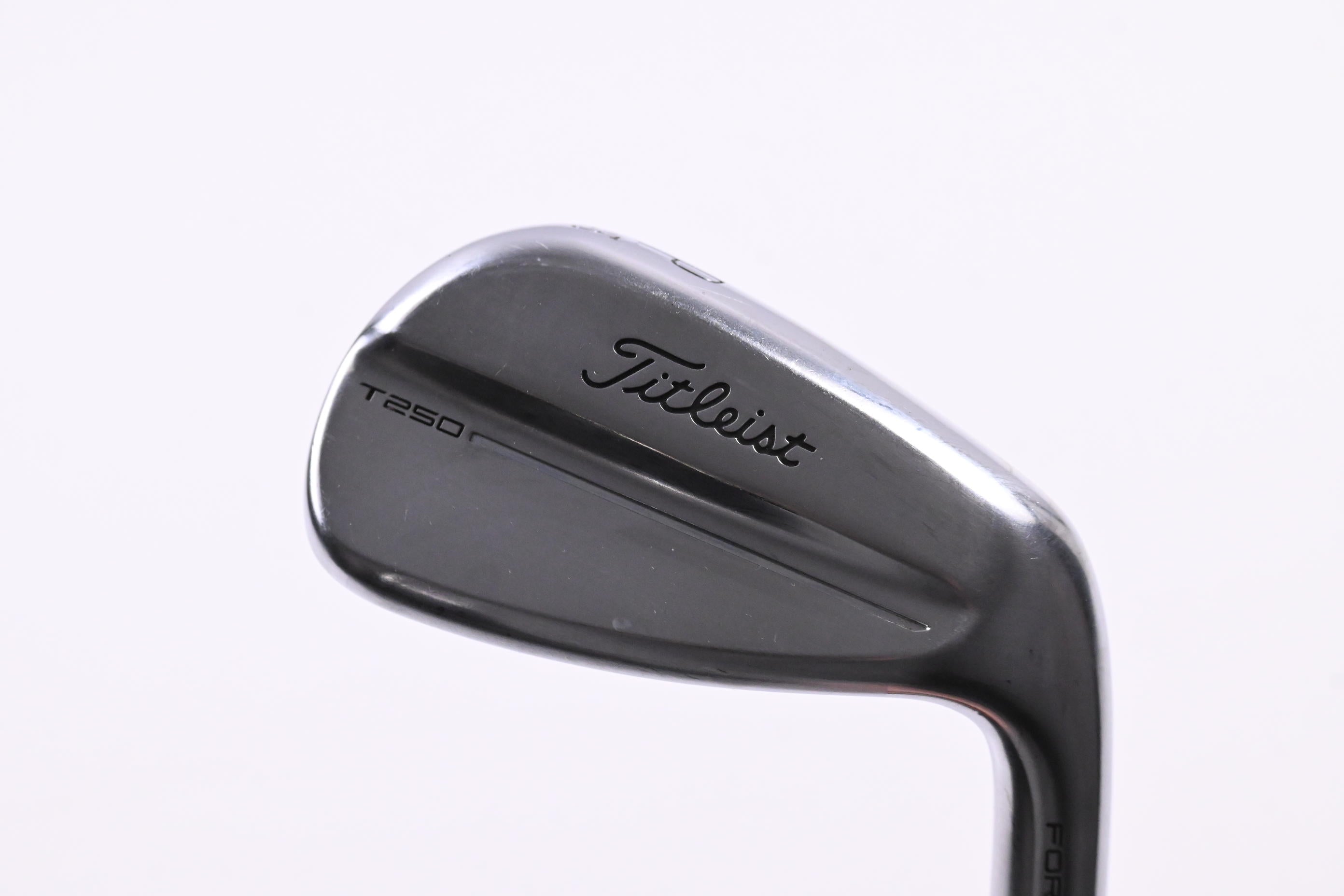 Titleist T250 2025 Pitching Wedge / 43 Degree / X-Flex N.S.Pro Modus 3 105 Shaft