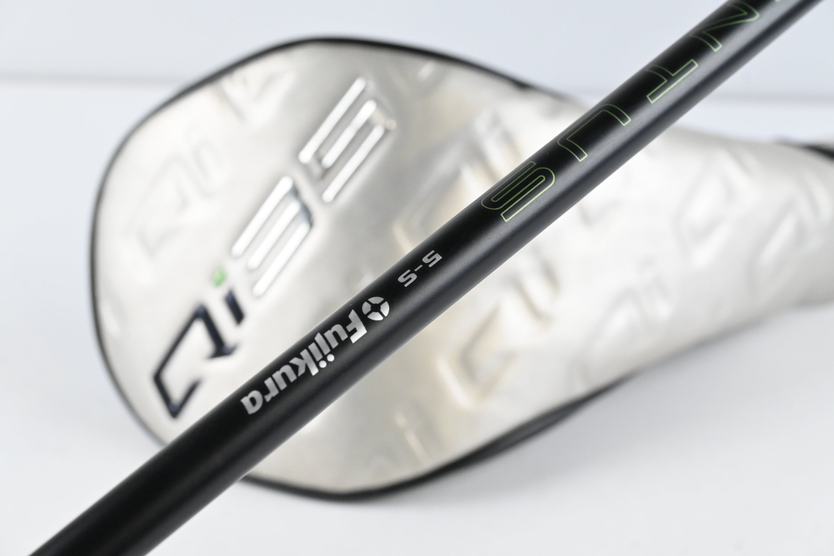 Taylormade Qi35 Driver / 10.5 Degree / Stiff Flex Fujikura Ventus Blue 5 Shaft