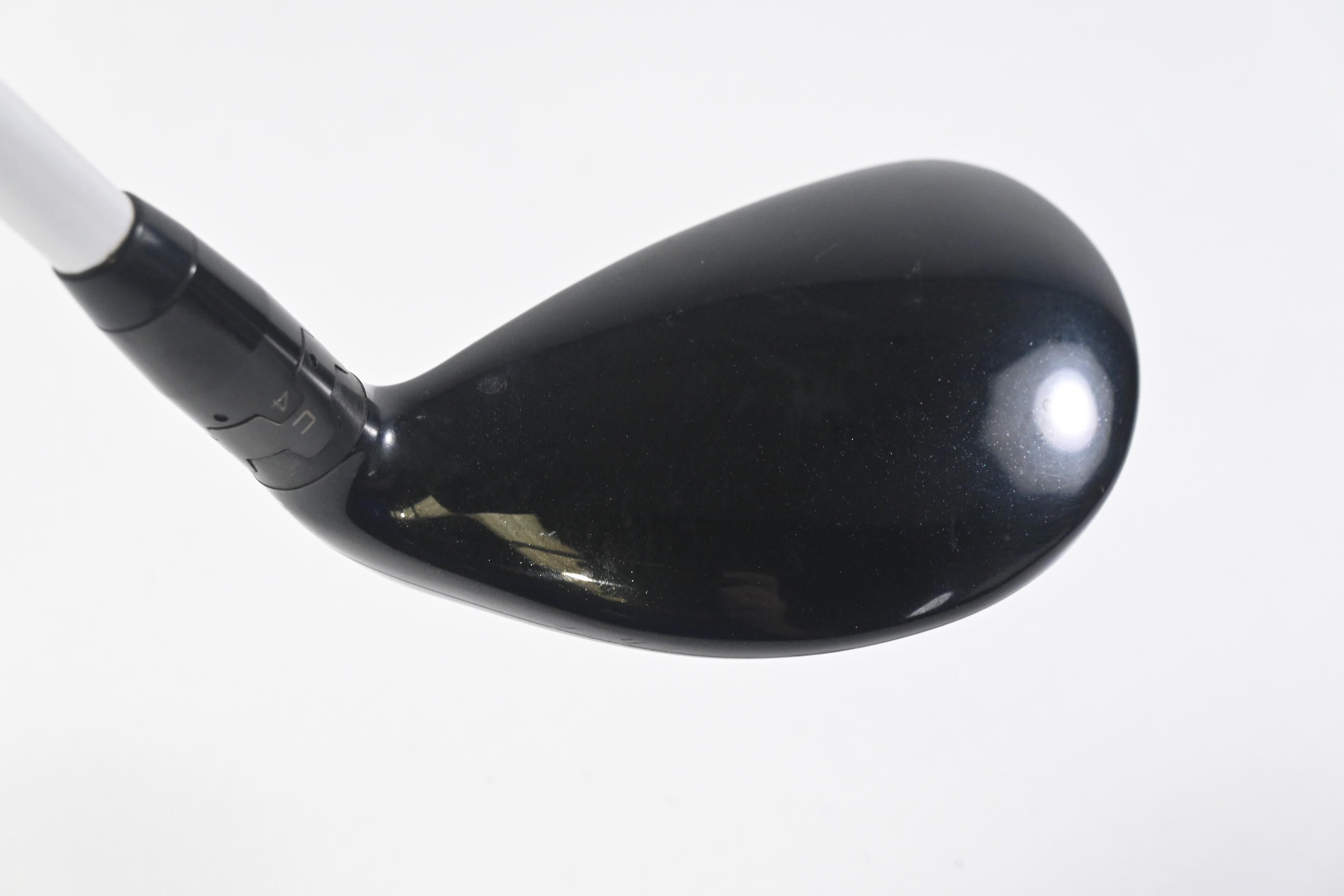 Titleist 915H #3 Hybrid / 21 Degree / Stiff Flex Aldila Rogue Black 85 Shaft