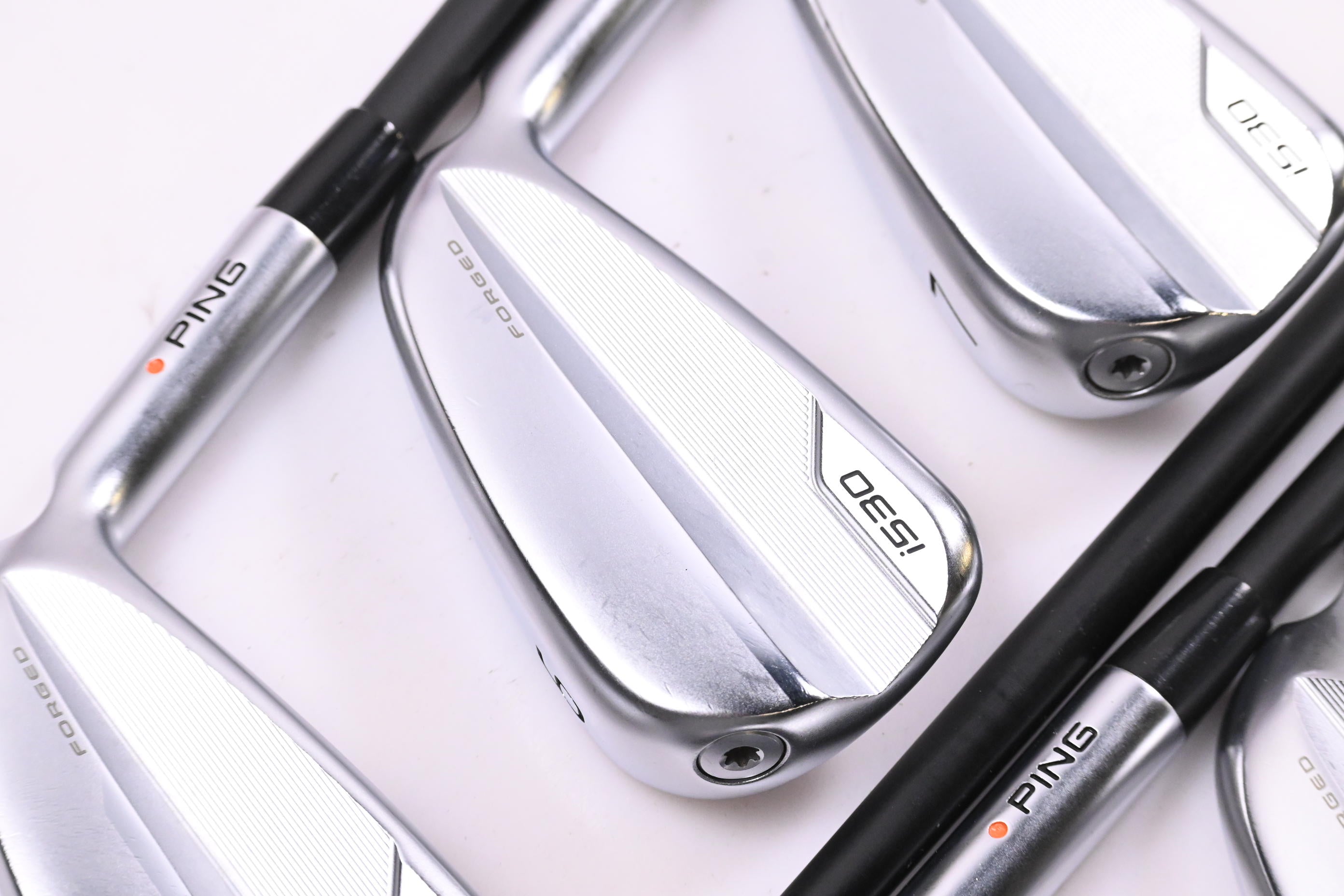 Ping i530 Irons / 5-PW+UW / Orange Dot / Regular Flex Ping Alta CB Black Shafts
