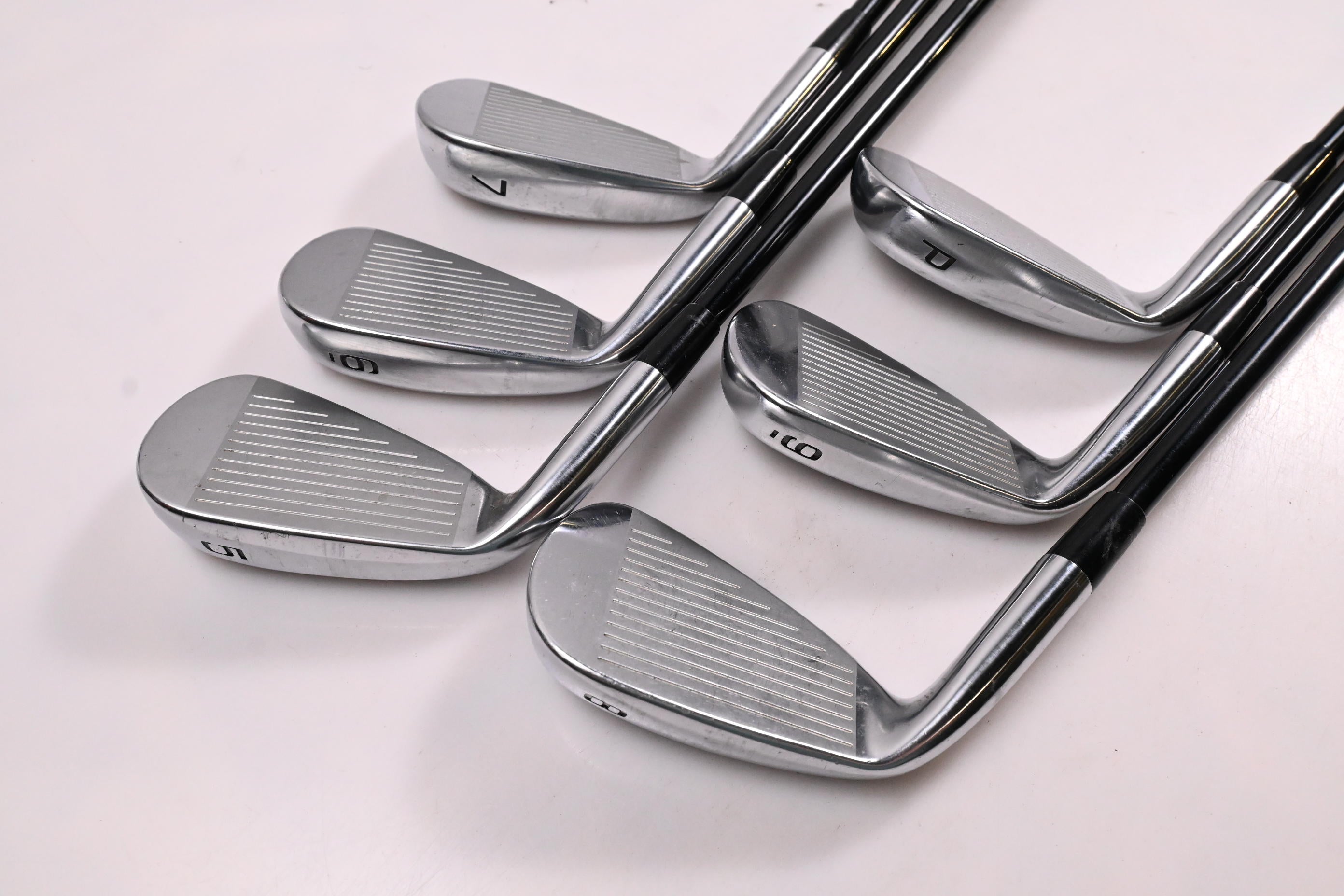 Mizuno JPX 825 Irons / 5-PW / Regular Flex Fujikura Mizuno Orochi 65 Shafts