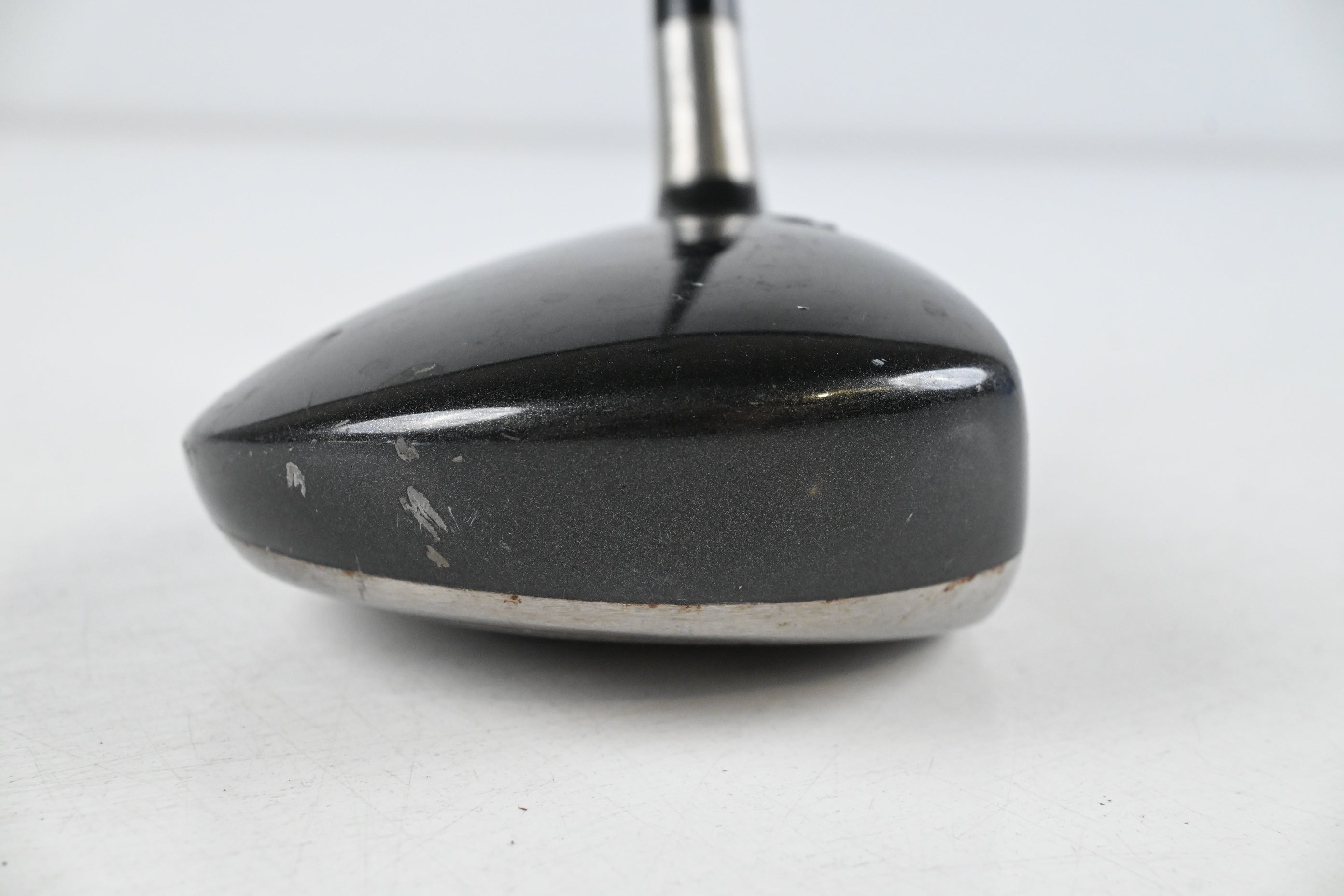 Titleist 904 F #3 Wood / 15 Degree / Regular Flex Dynamic Gold R300 Shaft
