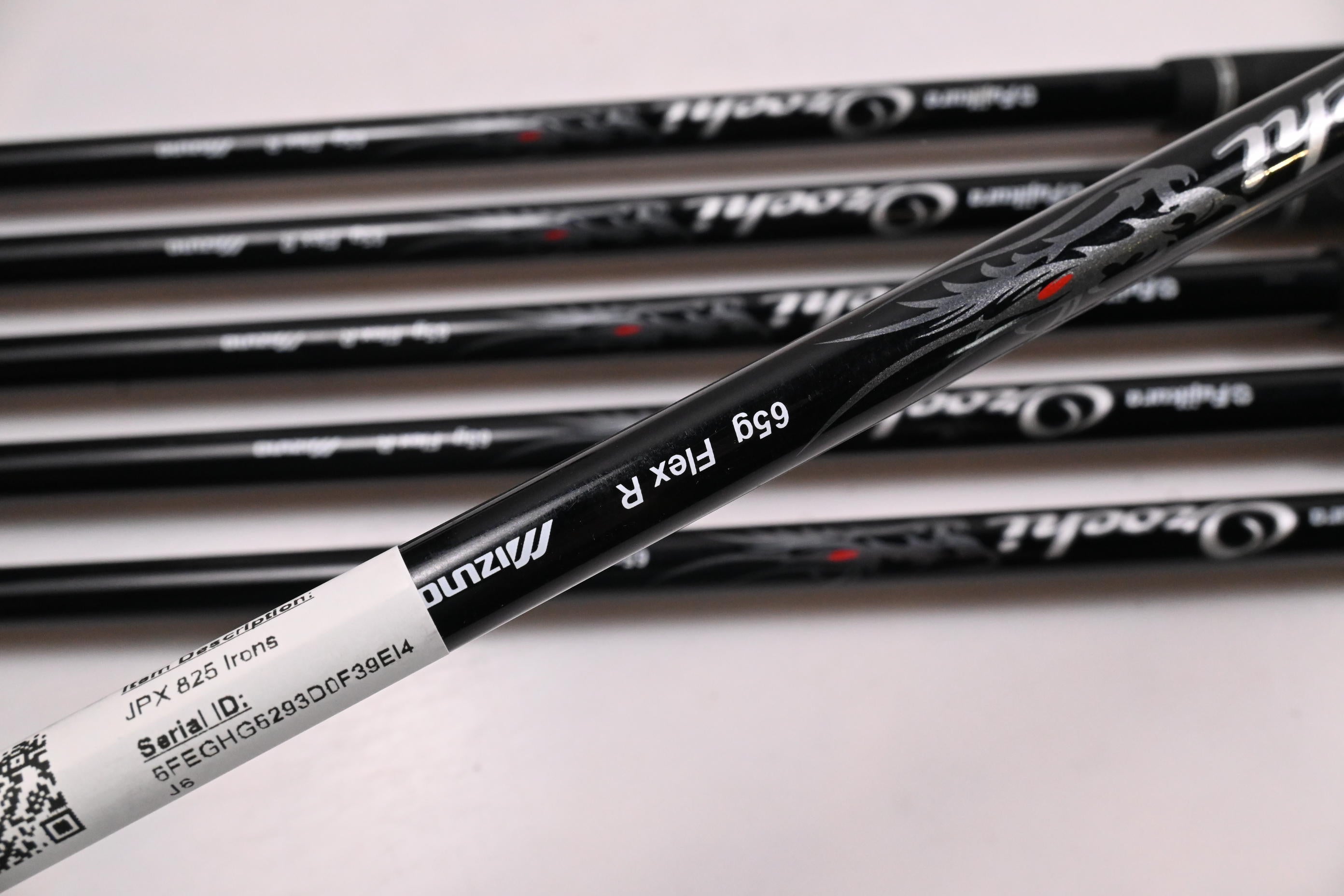 Mizuno JPX 825 Irons / 5-PW / Regular Flex Fujikura Mizuno Orochi 65 Shafts