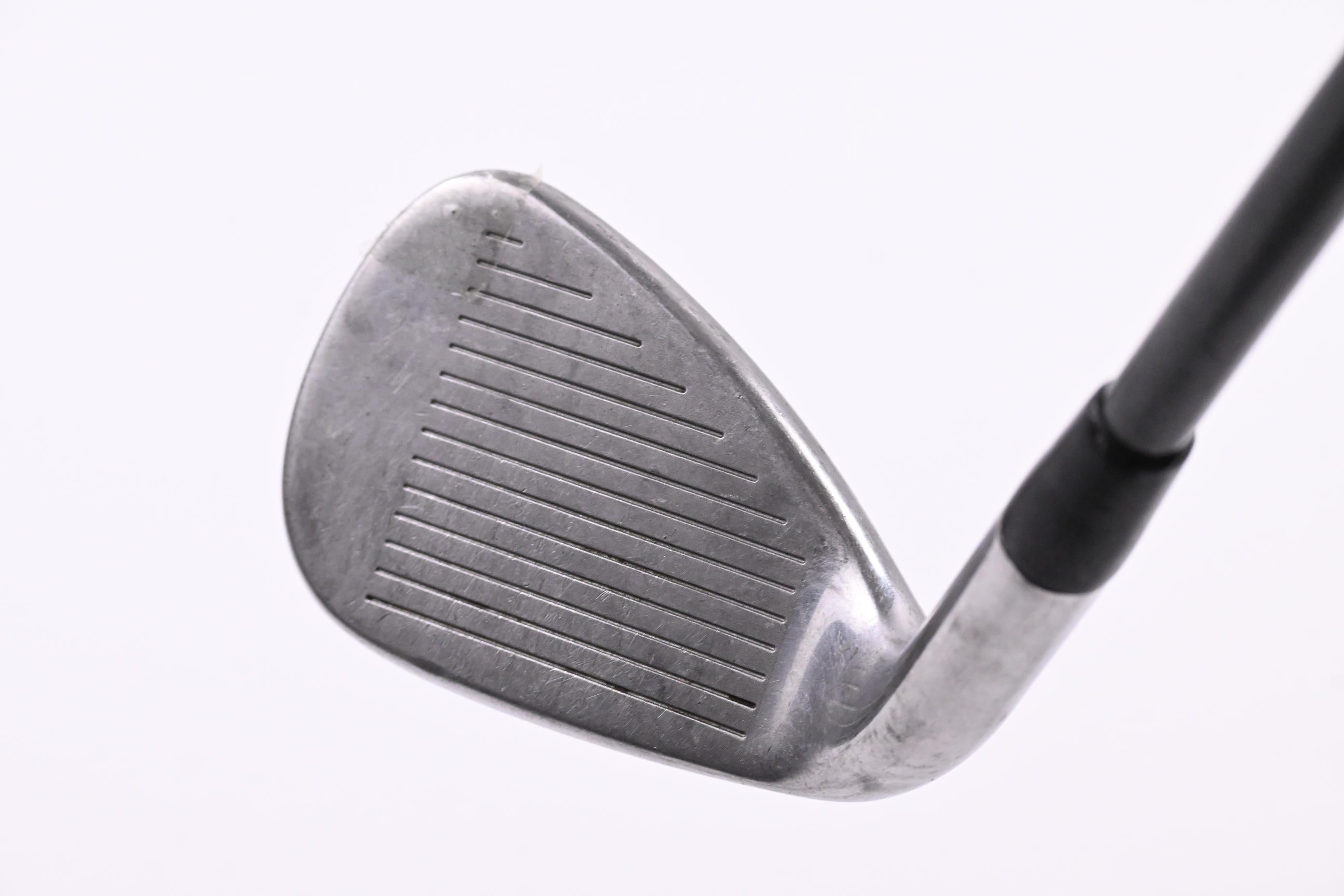 Titleist AP1 710 Pitching Wedge / 46 Degree / Regular Flex Aldila VS Proto 75