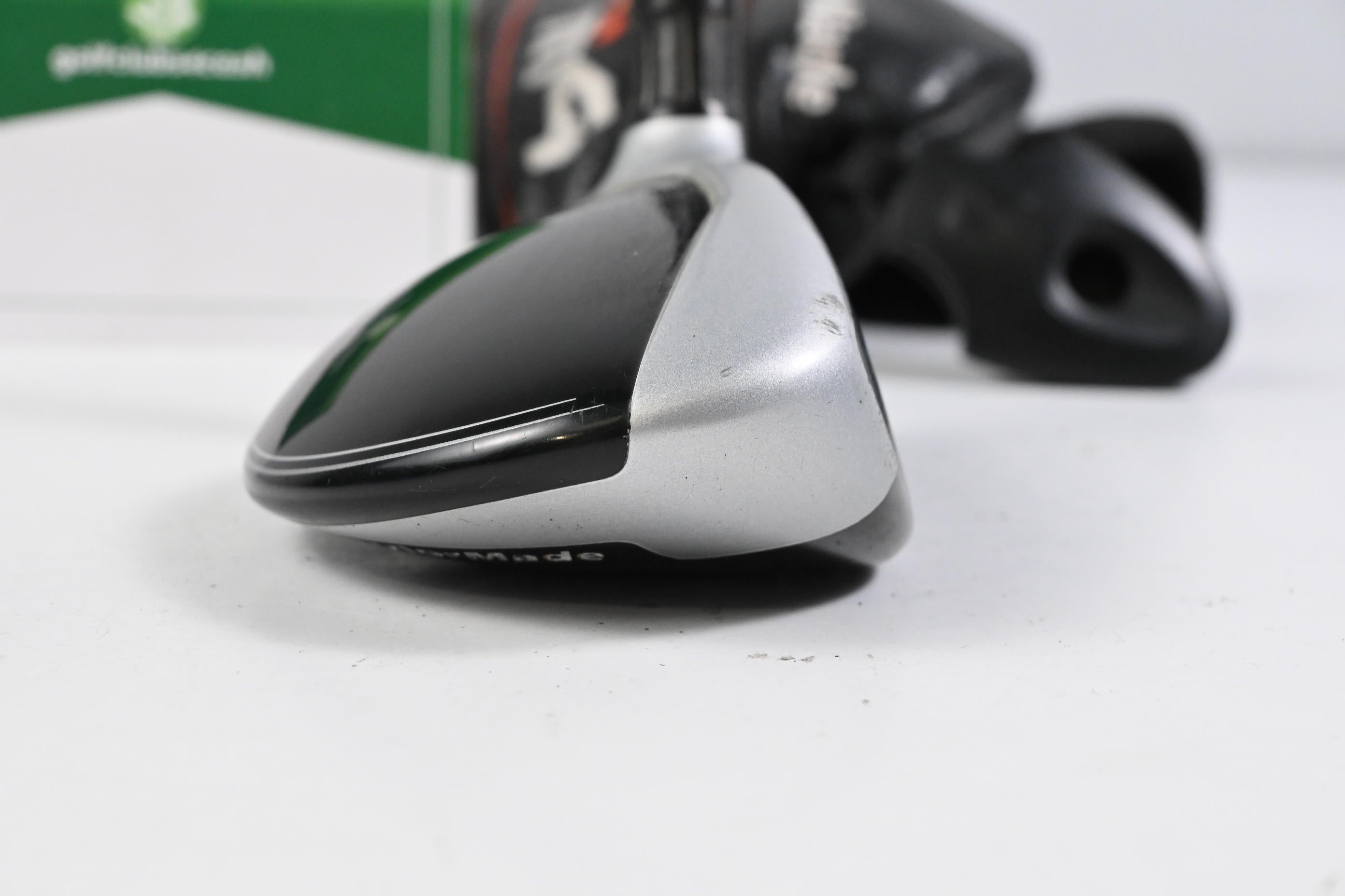 Taylormade M4 #3 Hybrid / 19 Degree / Regular Flex Fujikura Atmos Red 6