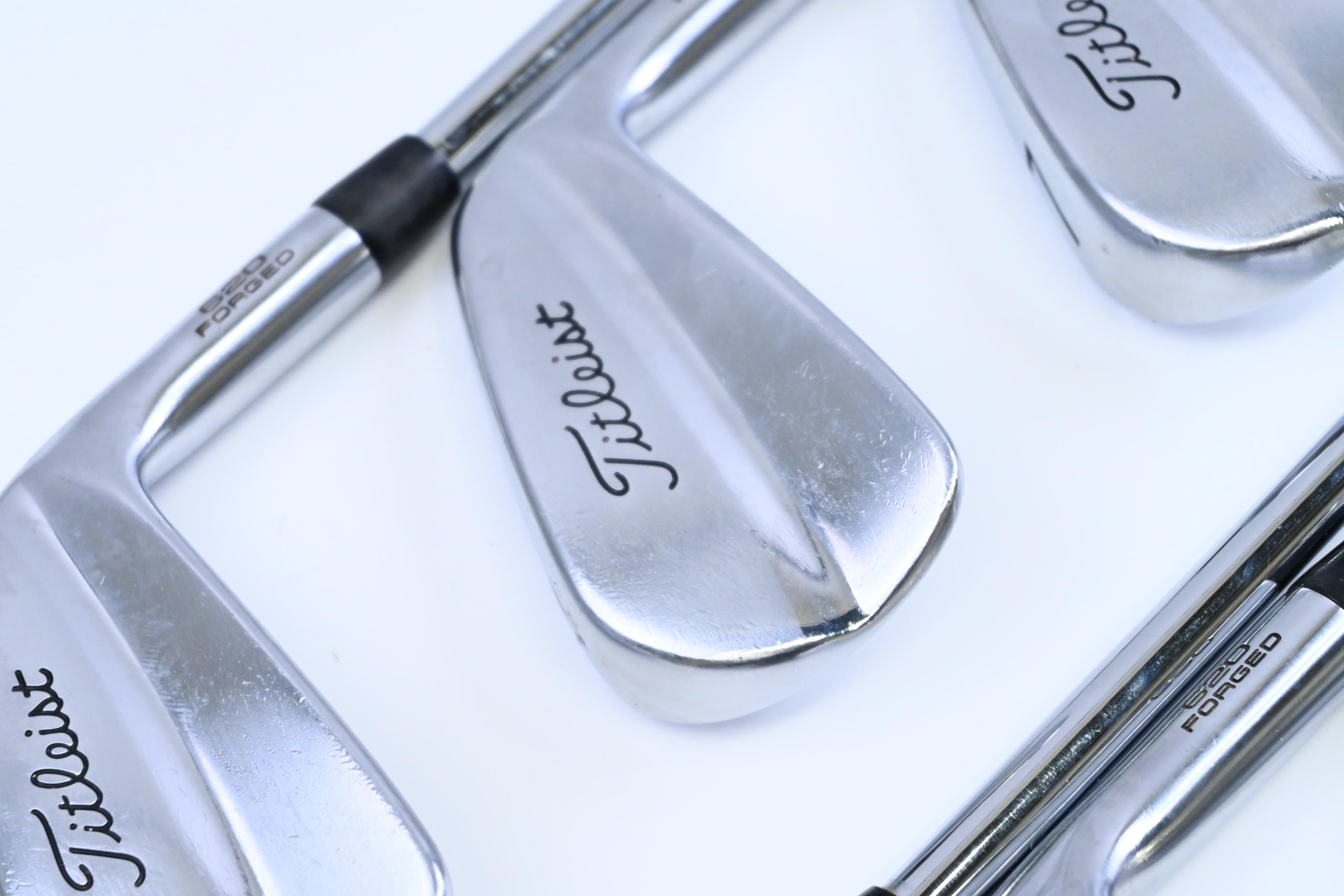 Titleist MB 620 Irons / 5-PW / Regular Flex NS Pro 880 AMC Shafts