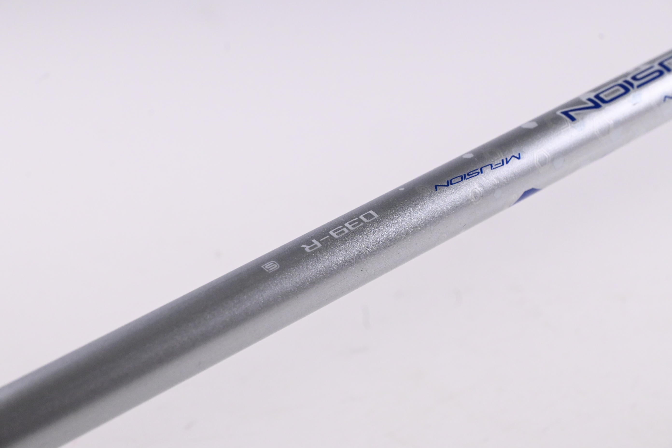 Mizuno ST-Max 230 Driver / 9.5 Degree / Regular Flex Mizuno MFusion D39 Shaft