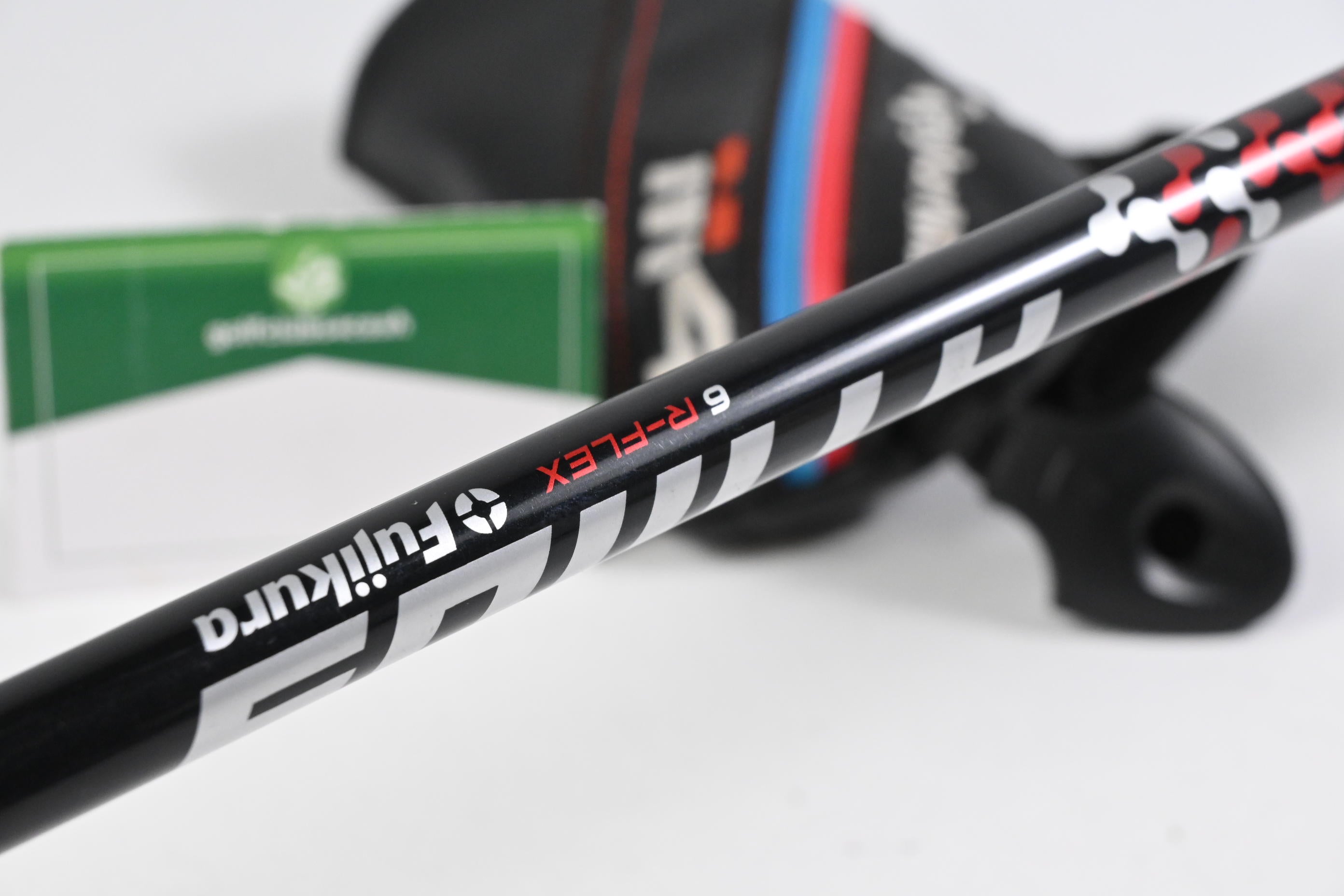 Taylormade M4 #3 Hybrid / 19 Degree / Regular Flex Fujikura Atmos Red 6