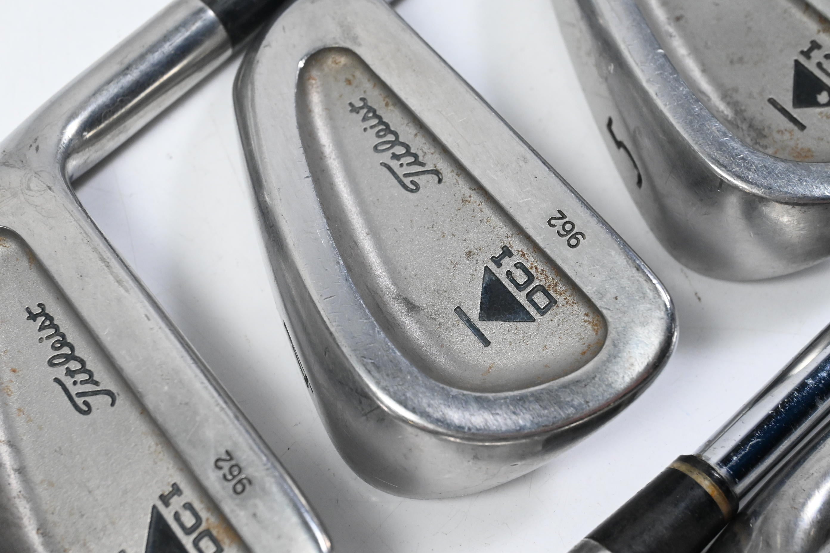 Titleist DCI 962 Irons / 3-PW / Regular Flex Dynamic Gold R300 Shafts