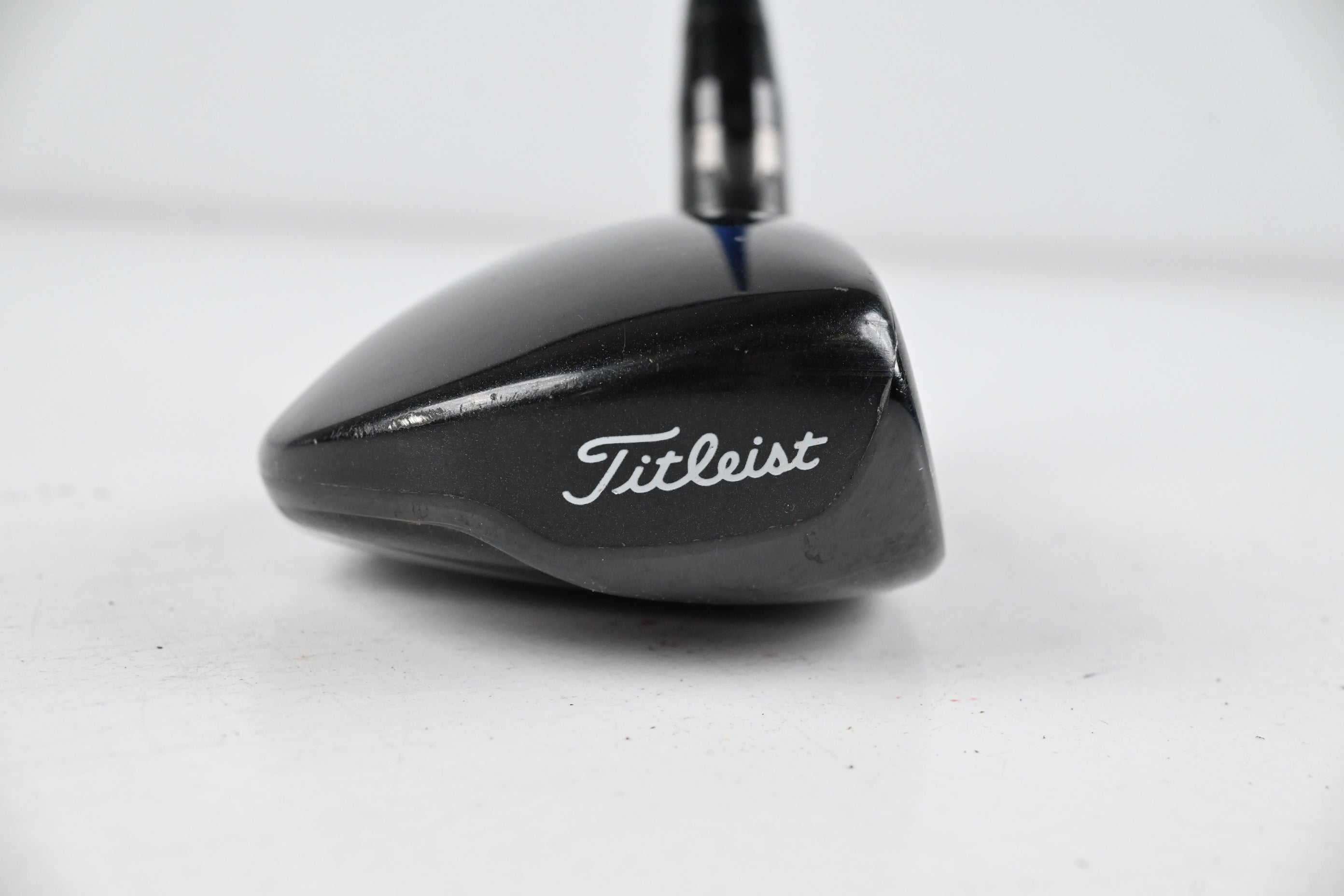 Titleist 913H #2 Hybrid / 17 Degree / Stiff Flex Diamana S+82 Shaft