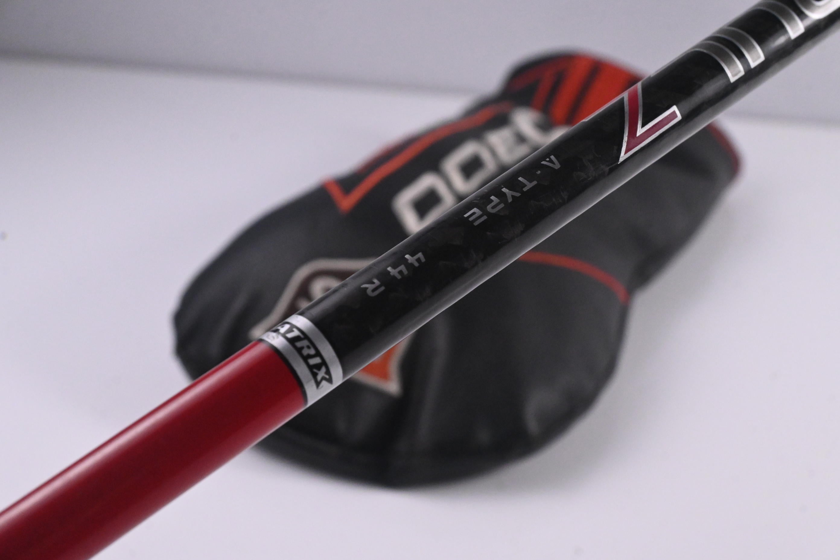 Wilson D300 SL Driver / 10.5 Degree / Regular Flex Matrix Speed RulZ Type A 44